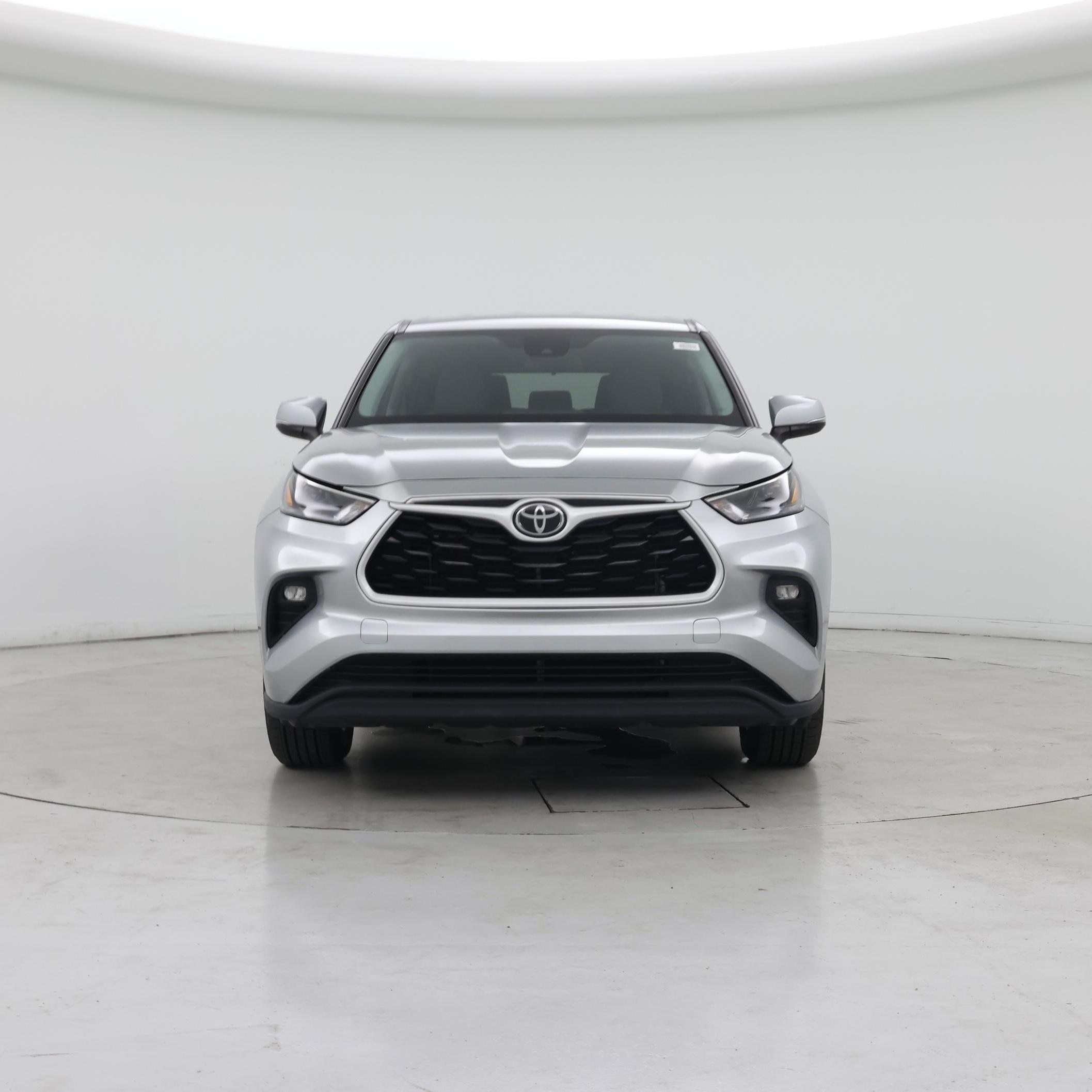 Thumbnail: 2023 Toyota Highlander - 5