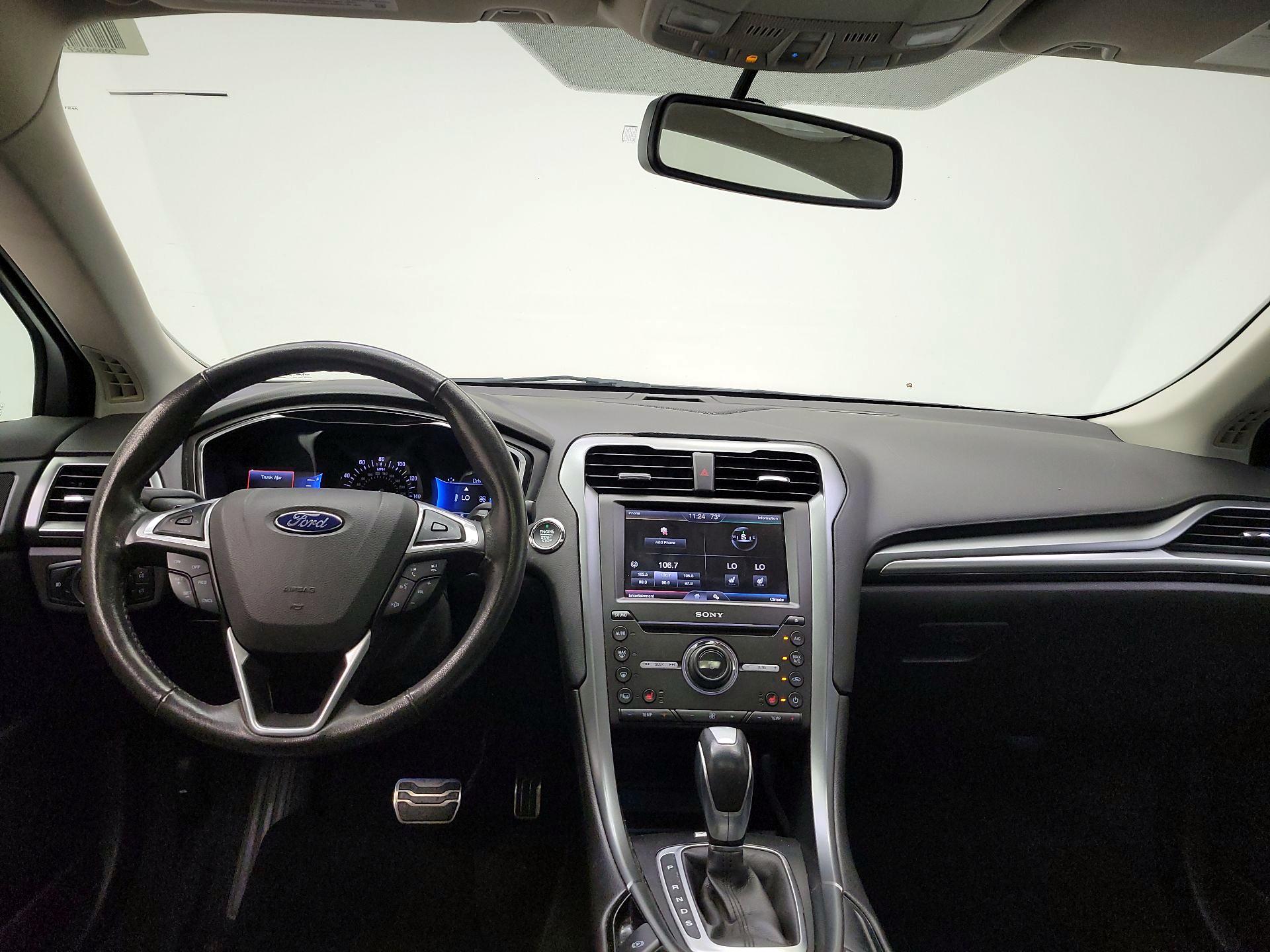 Thumbnail: 2016 Ford Fusion - 9