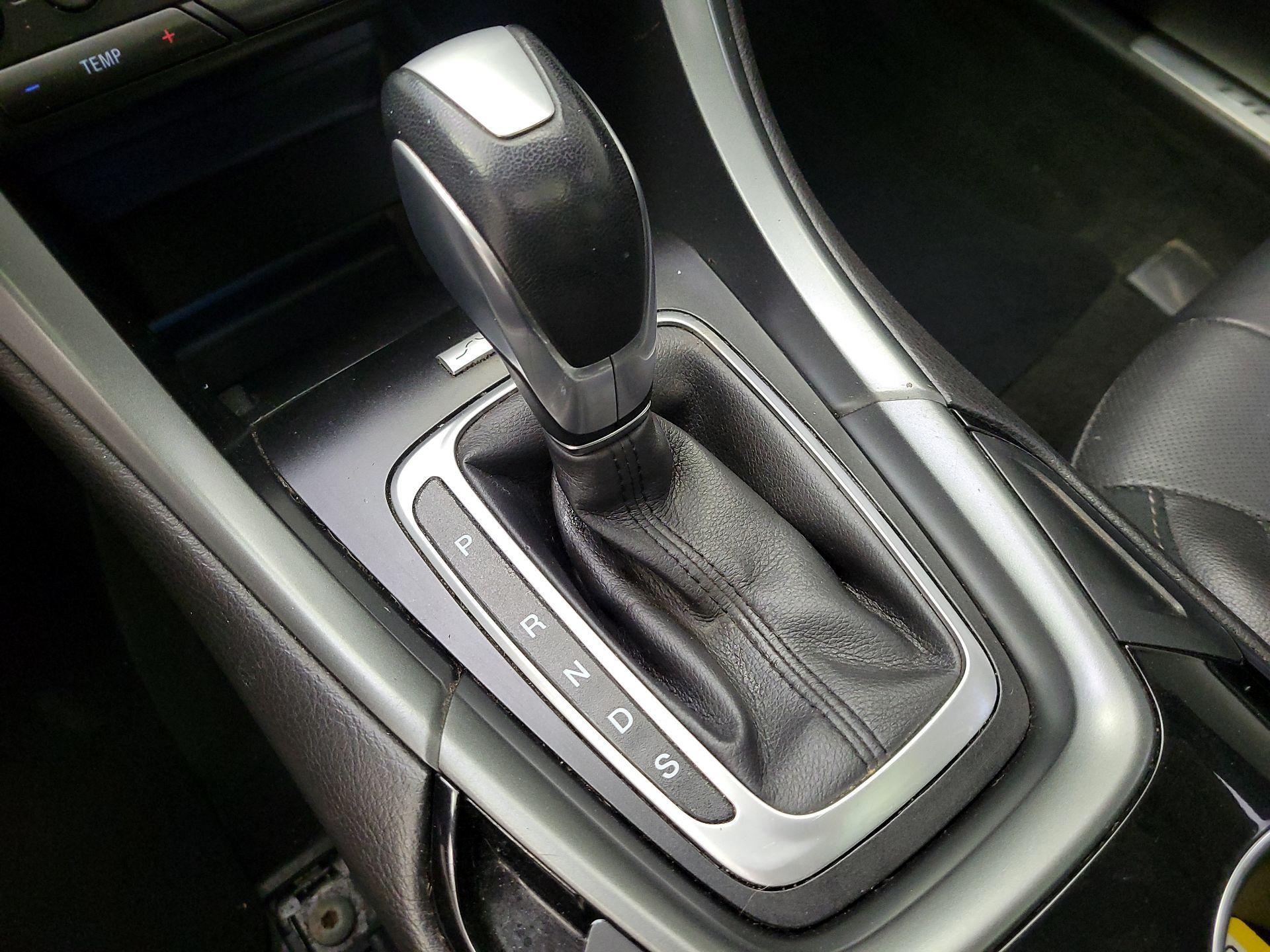 Thumbnail: 2016 Ford Fusion - 17