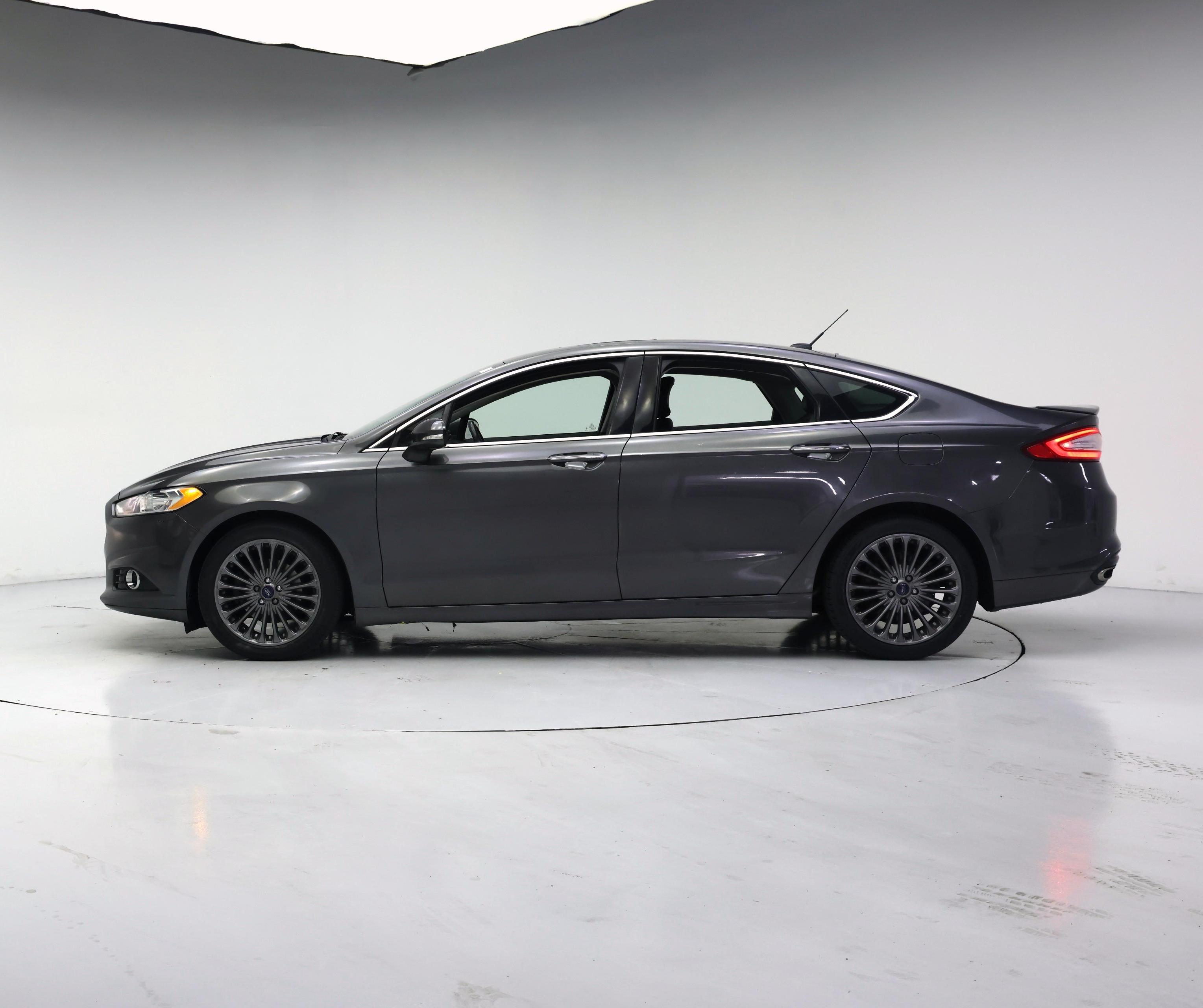 Thumbnail: 2016 Ford Fusion - 3