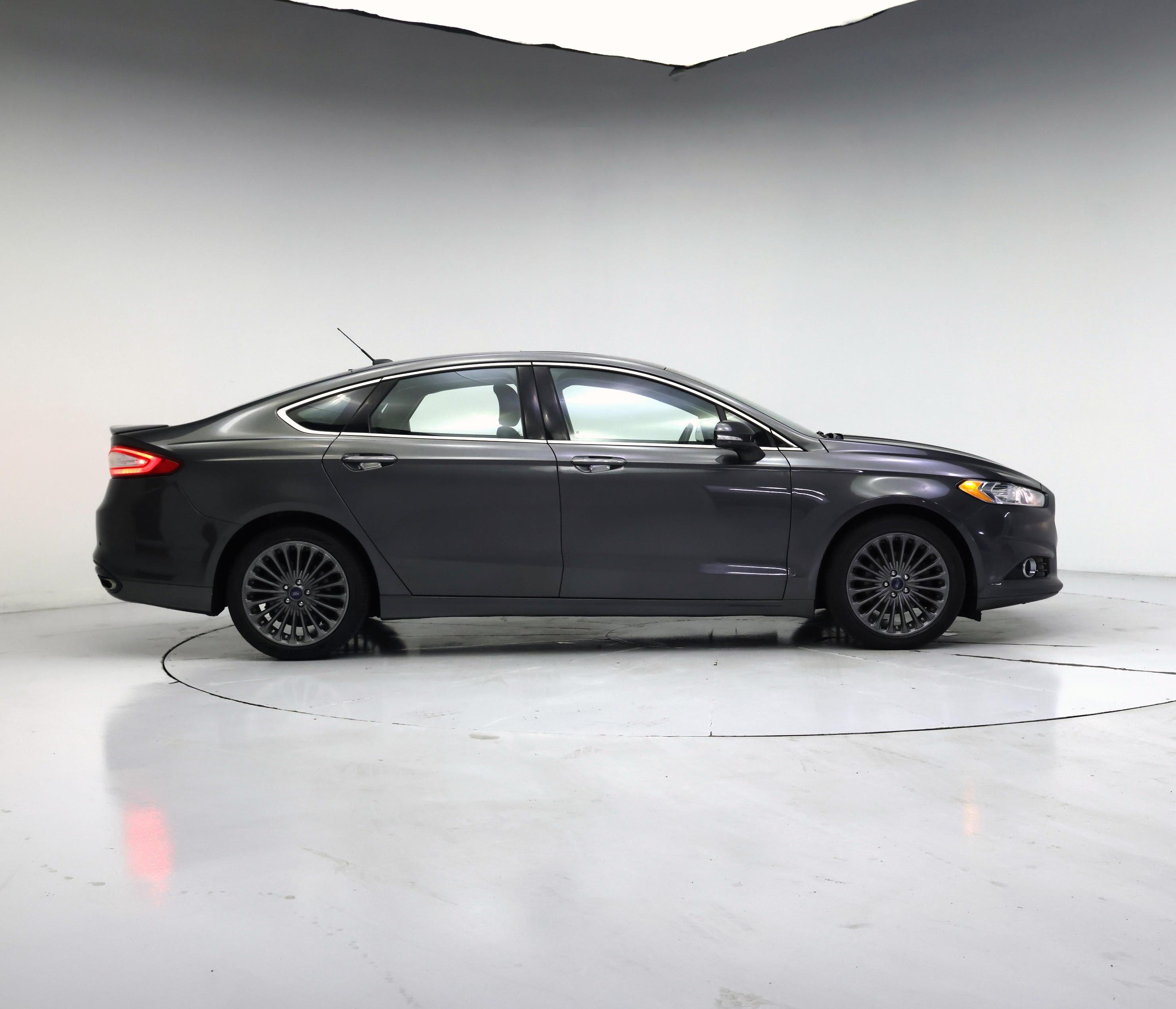 Thumbnail: 2016 Ford Fusion - 7