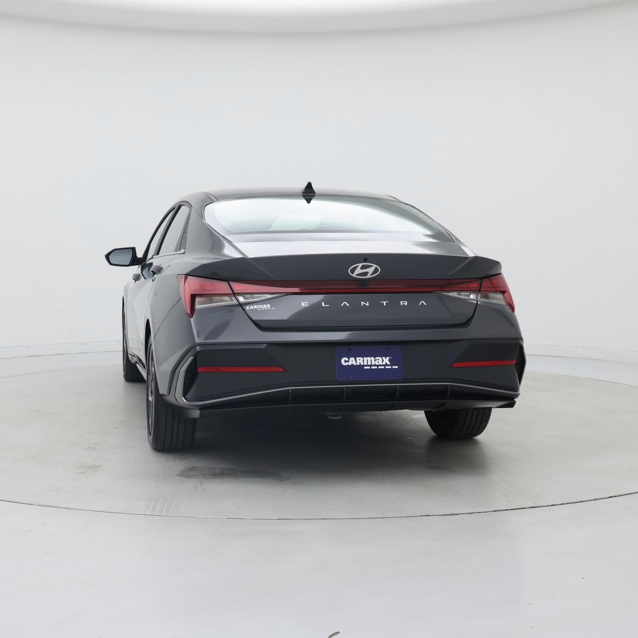 Thumbnail: 2024 Hyundai Elantra - 6