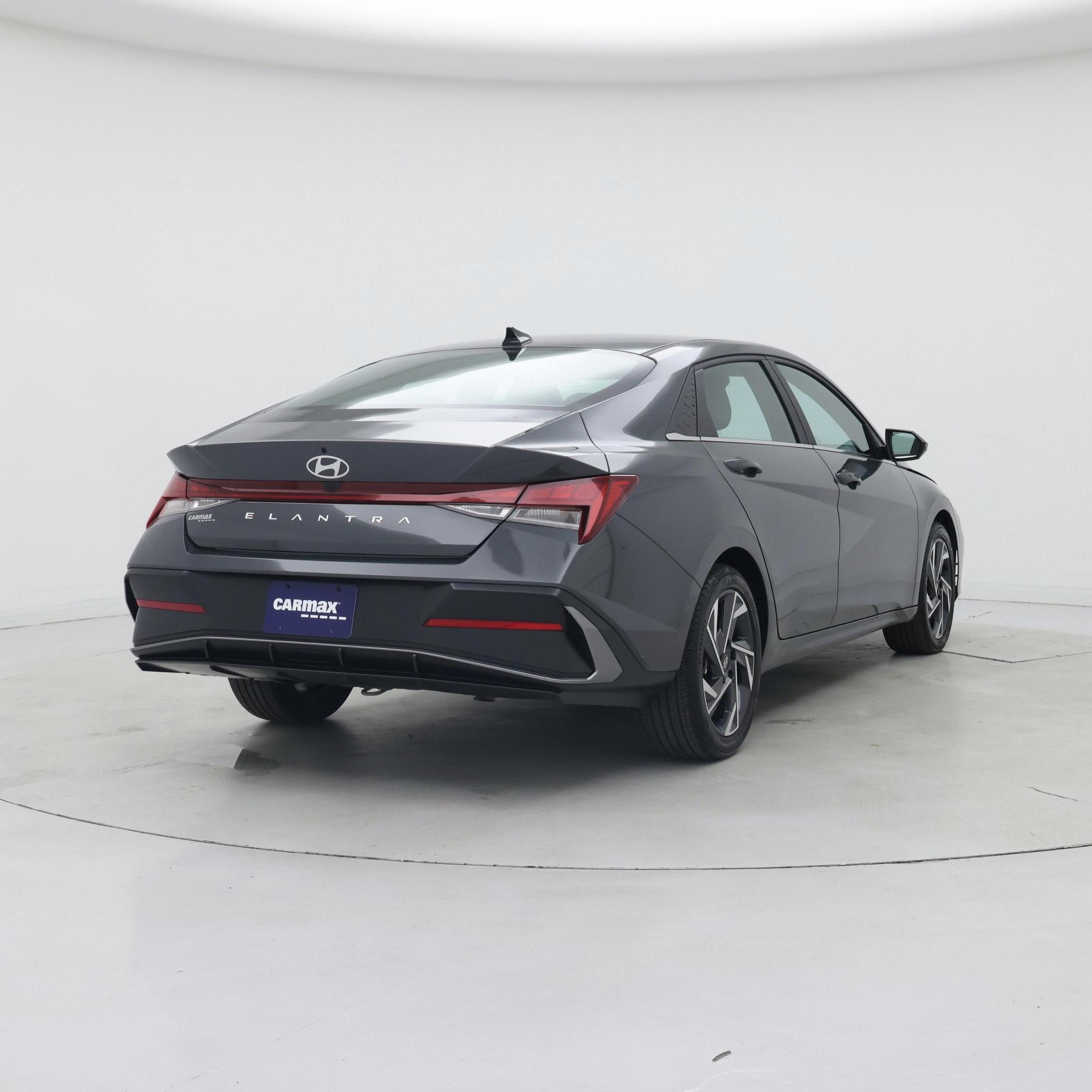 Thumbnail: 2024 Hyundai Elantra - 8