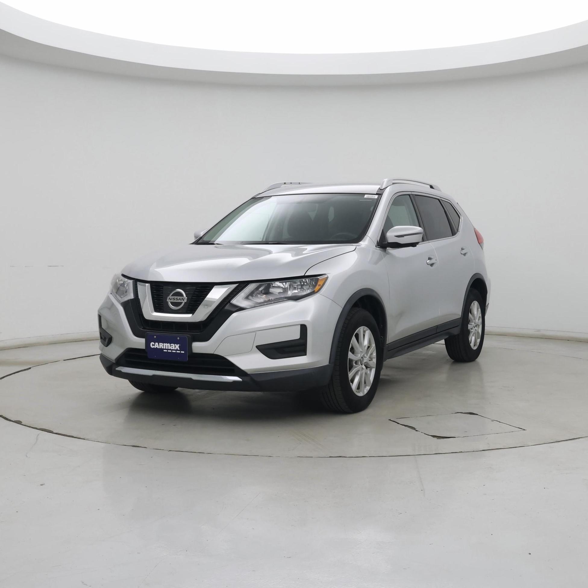 Thumbnail: 2017 Nissan Rogue - 4