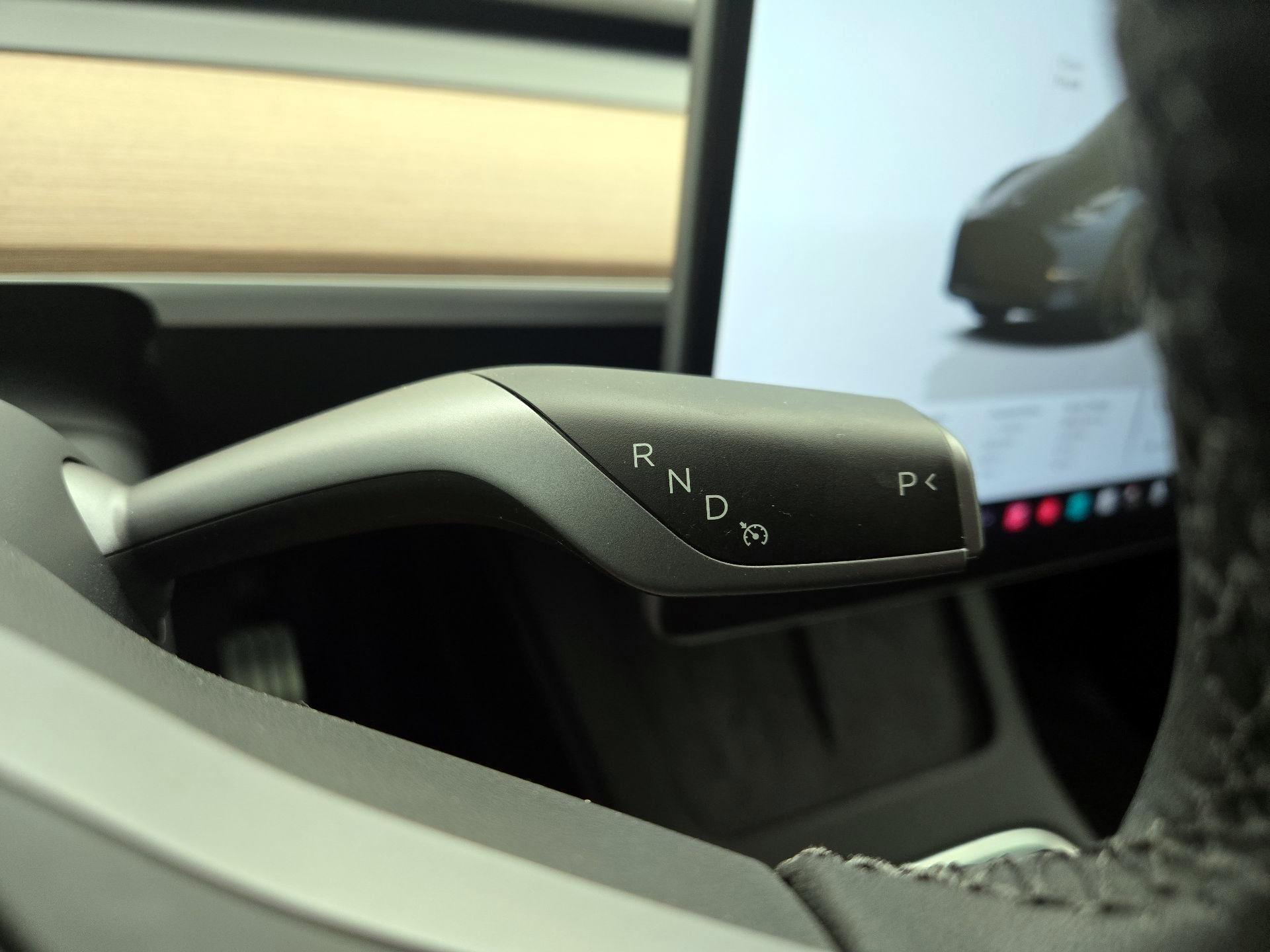Thumbnail: 2024 Tesla Model Y - 17