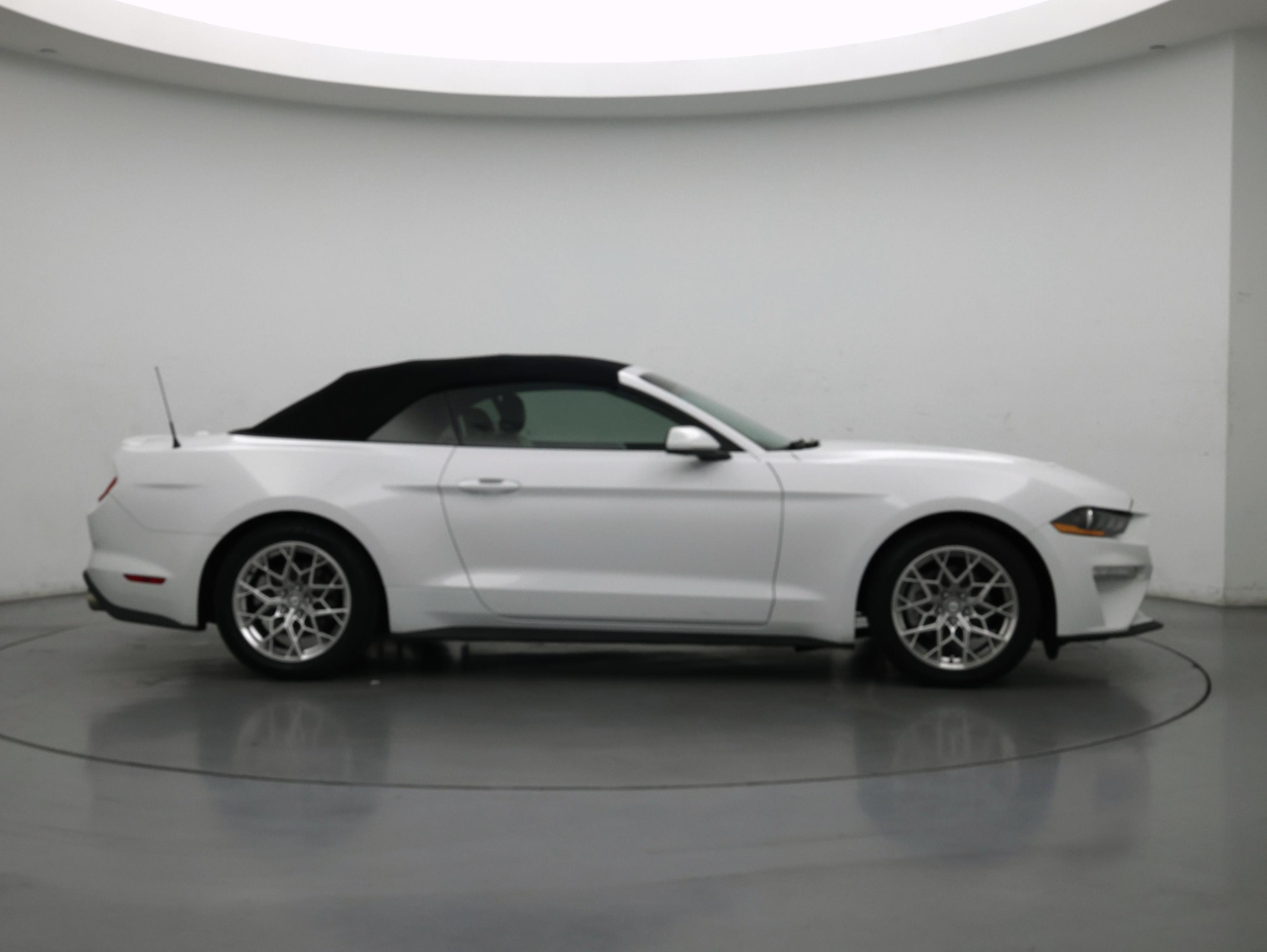 Thumbnail: 2021 Ford Mustang - 7