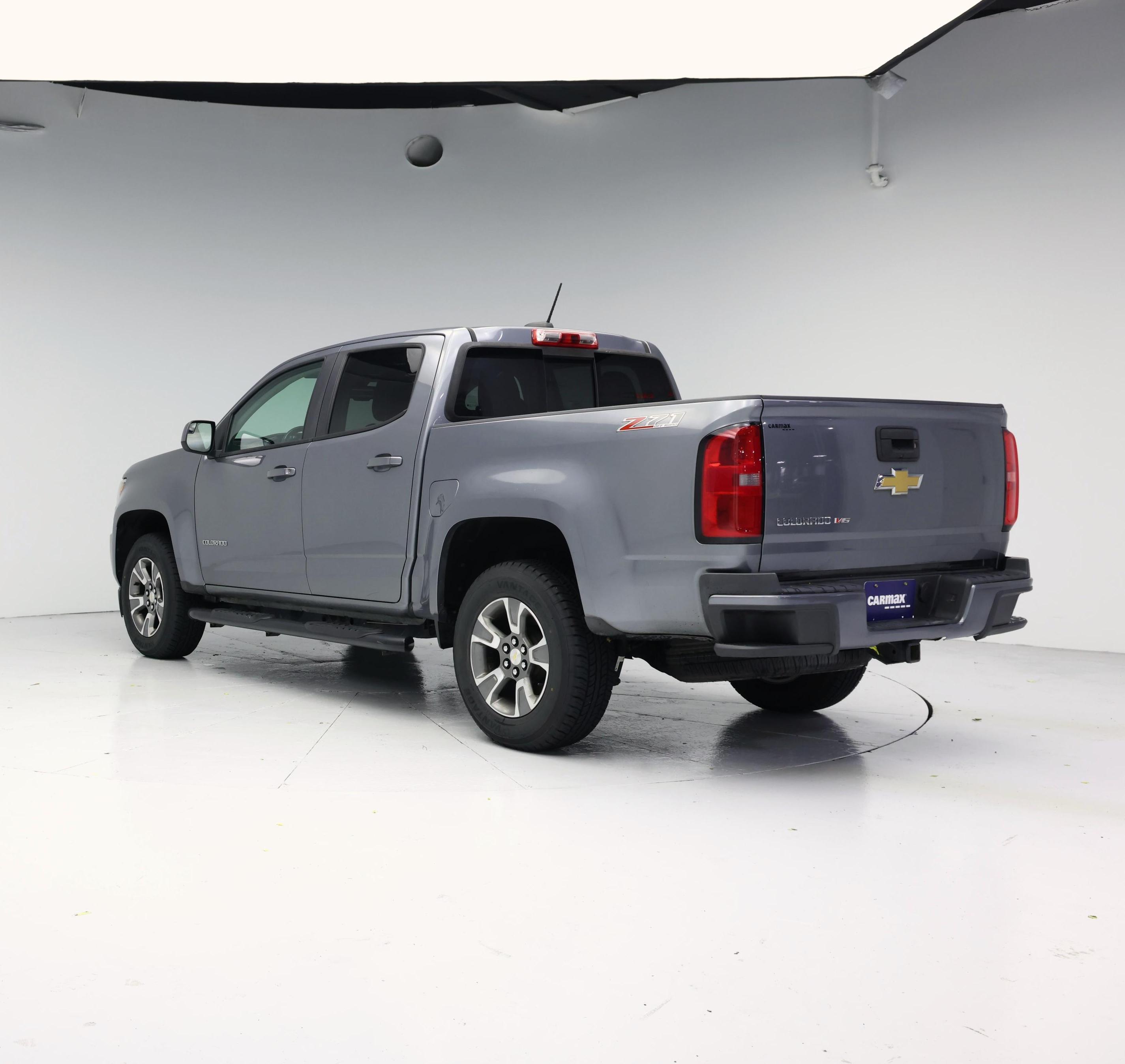 Thumbnail: 2018 Chevrolet Colorado - 2