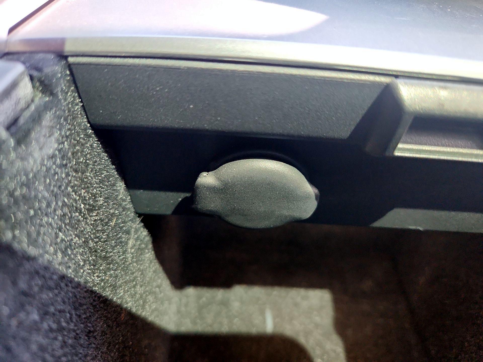 Thumbnail: 2023 Tesla Model 3 - 16