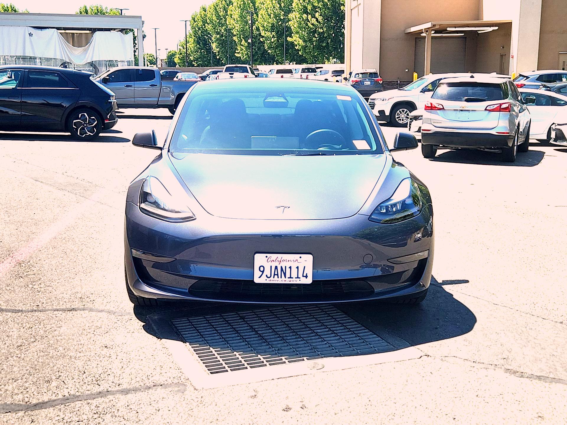 Thumbnail: 2023 Tesla Model 3 - 2