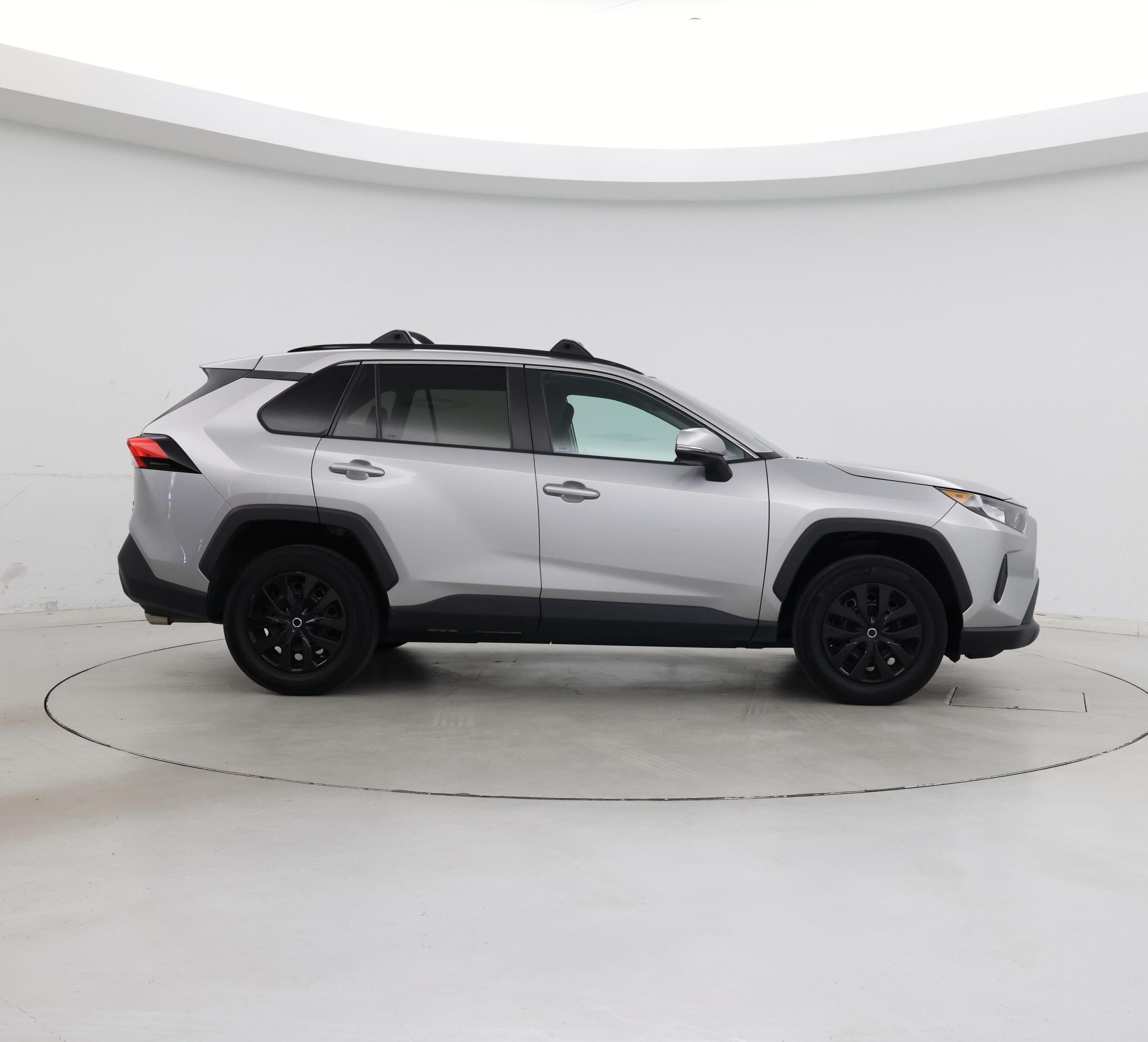 Thumbnail: 2021 Toyota RAV4 - 7