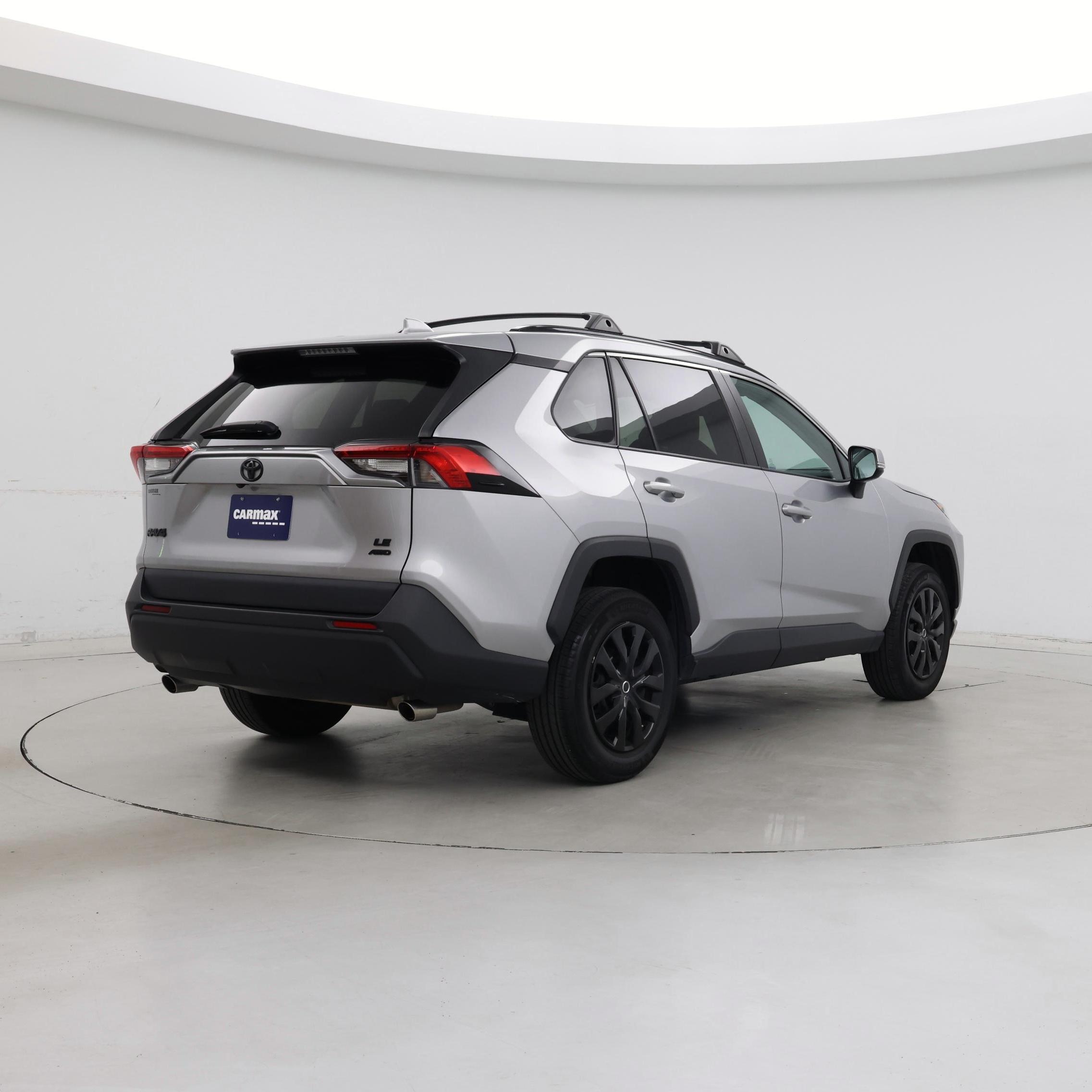 Thumbnail: 2021 Toyota RAV4 - 8