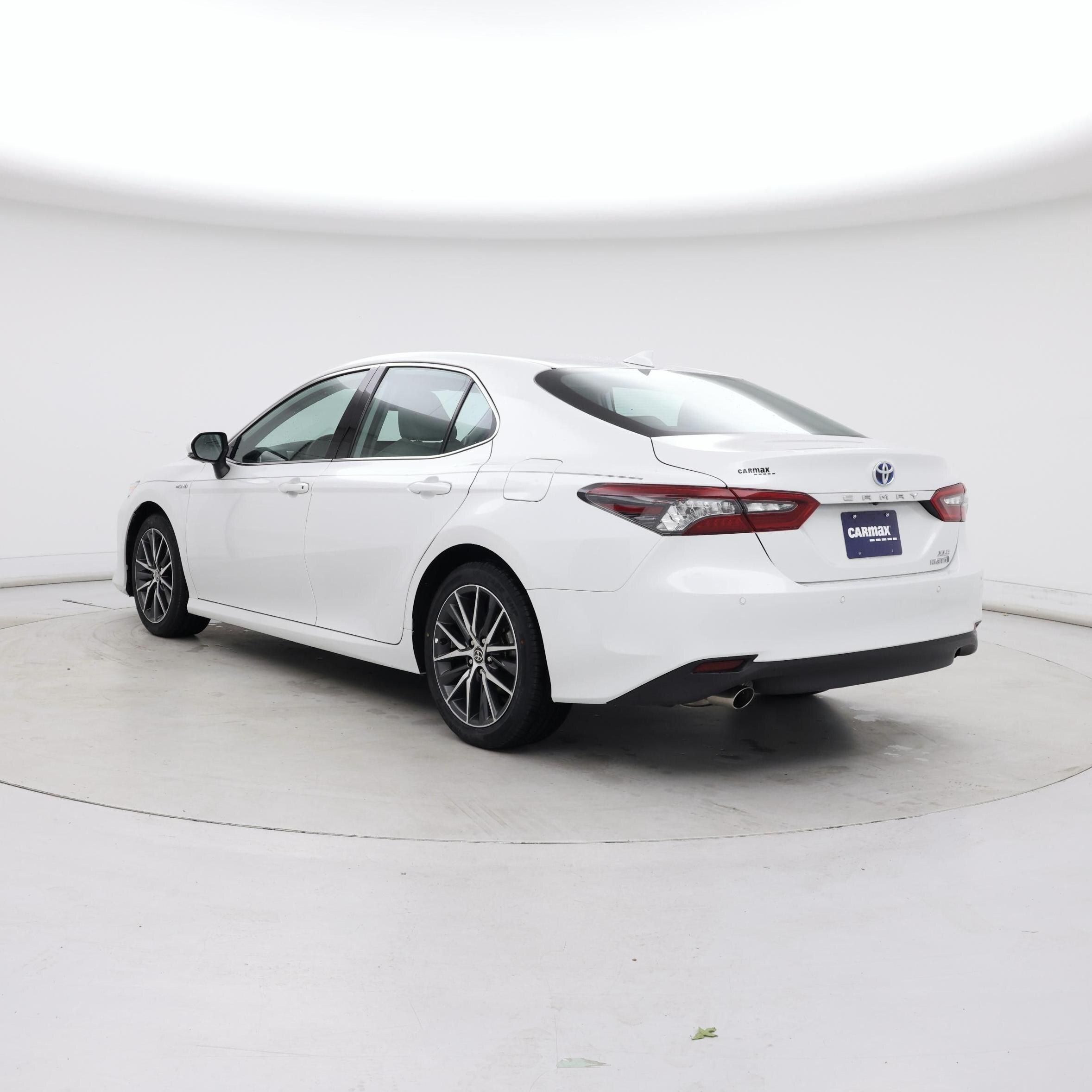 Thumbnail: 2021 Toyota Camry - 2