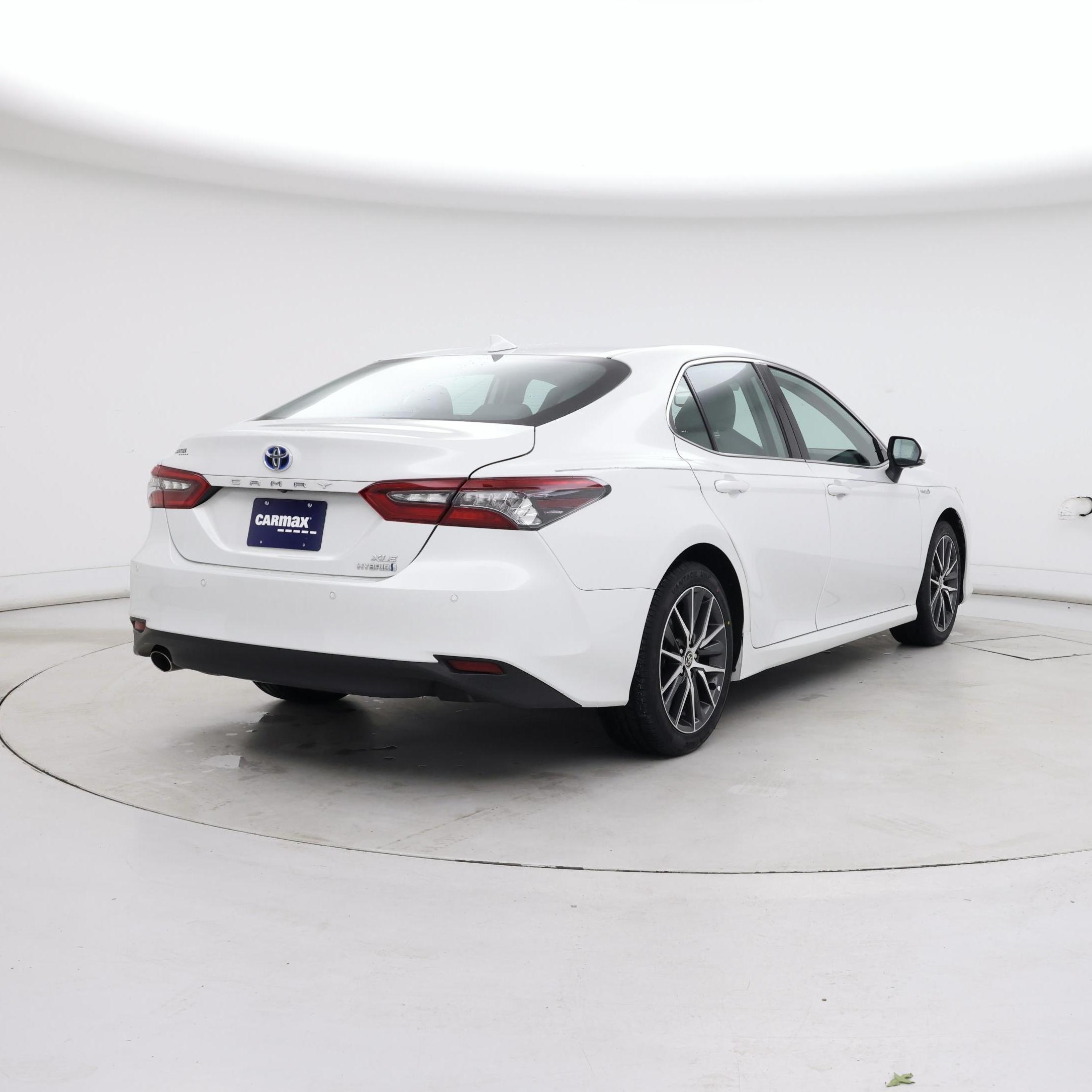 Thumbnail: 2021 Toyota Camry - 8