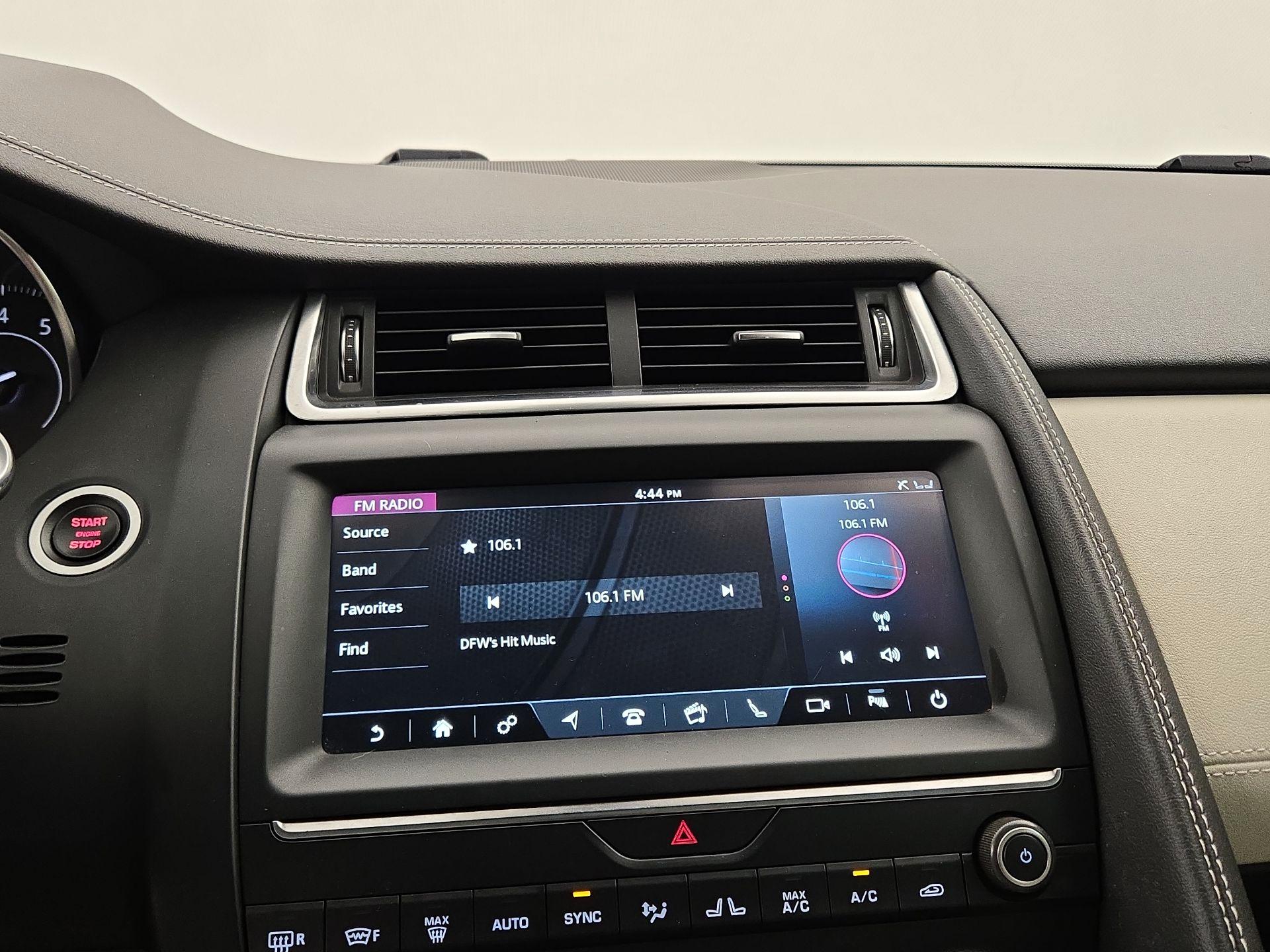 Thumbnail: 2020 Jaguar E-Pace - 16