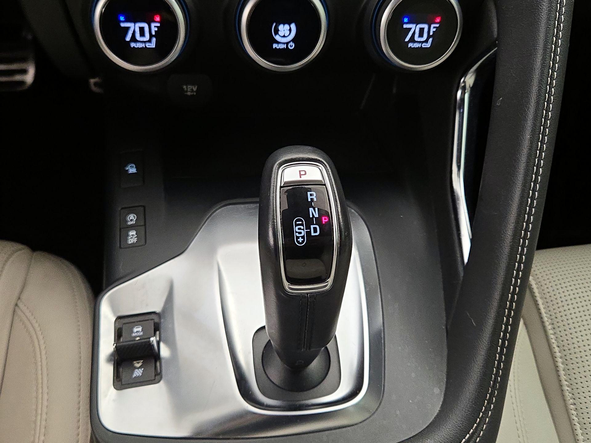 Thumbnail: 2020 Jaguar E-Pace - 18