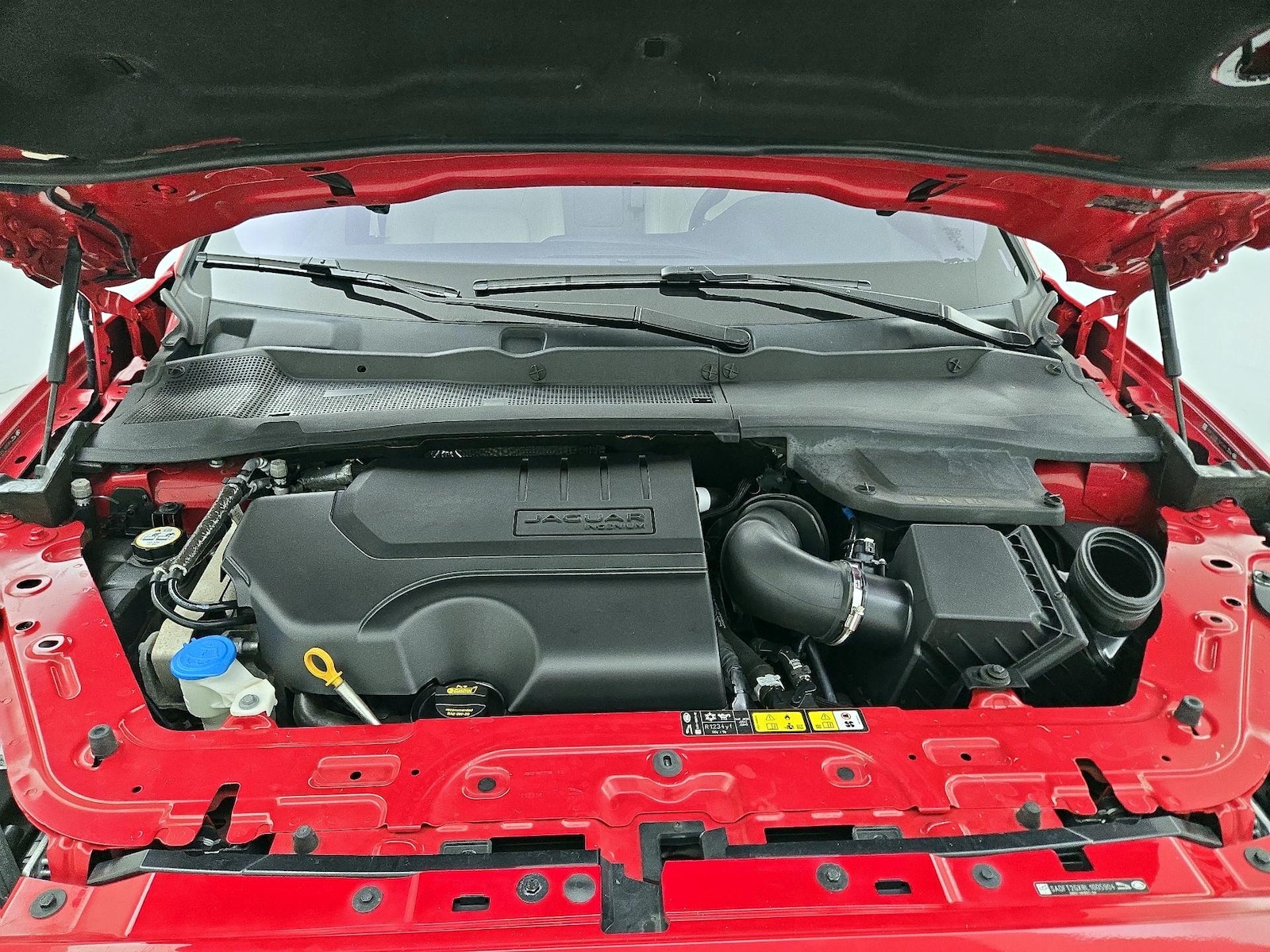 2020 Jaguar E-PACE R-Dynamic S - Photo 24