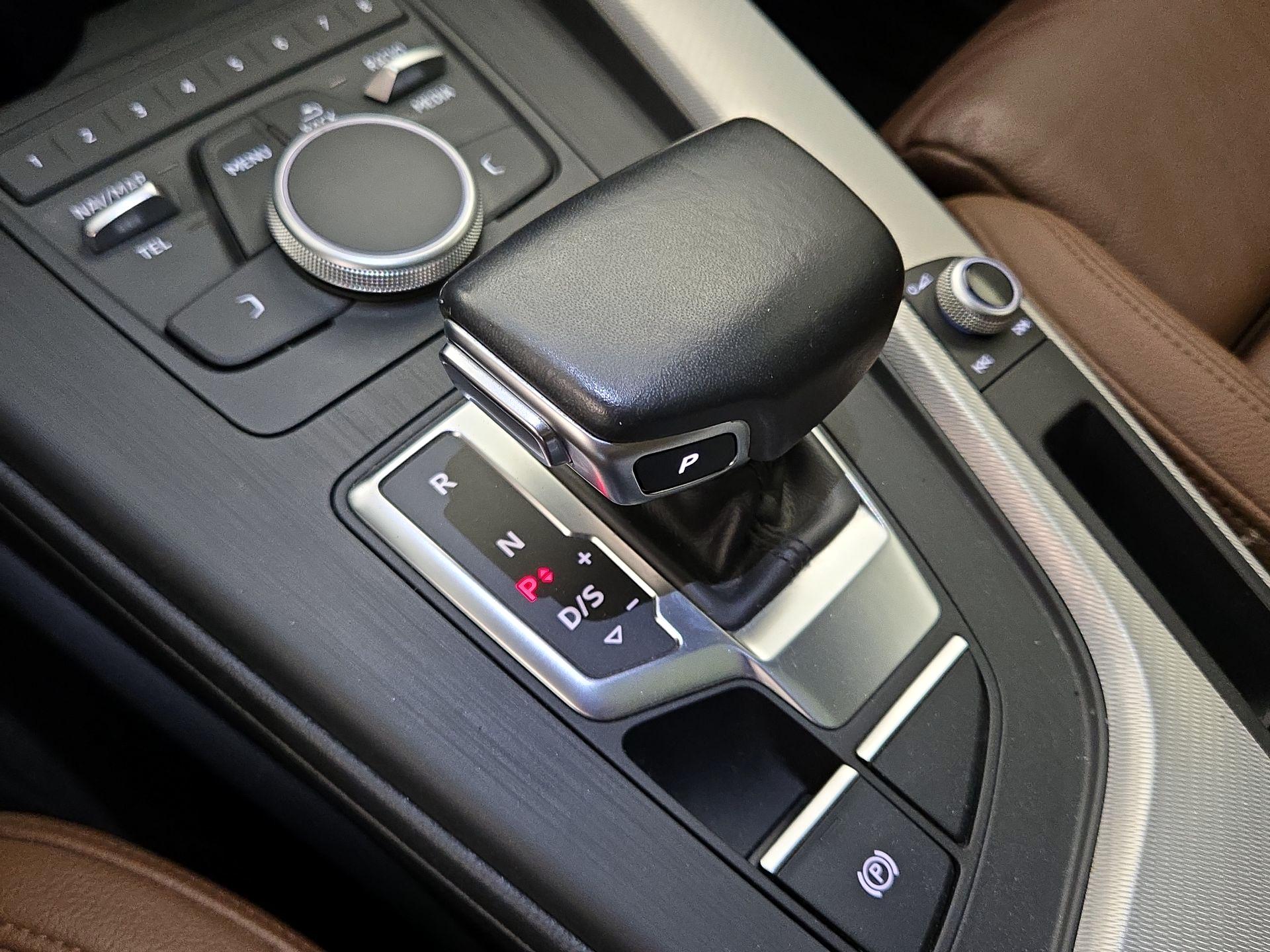 Thumbnail: 2019 Audi A4 - 17