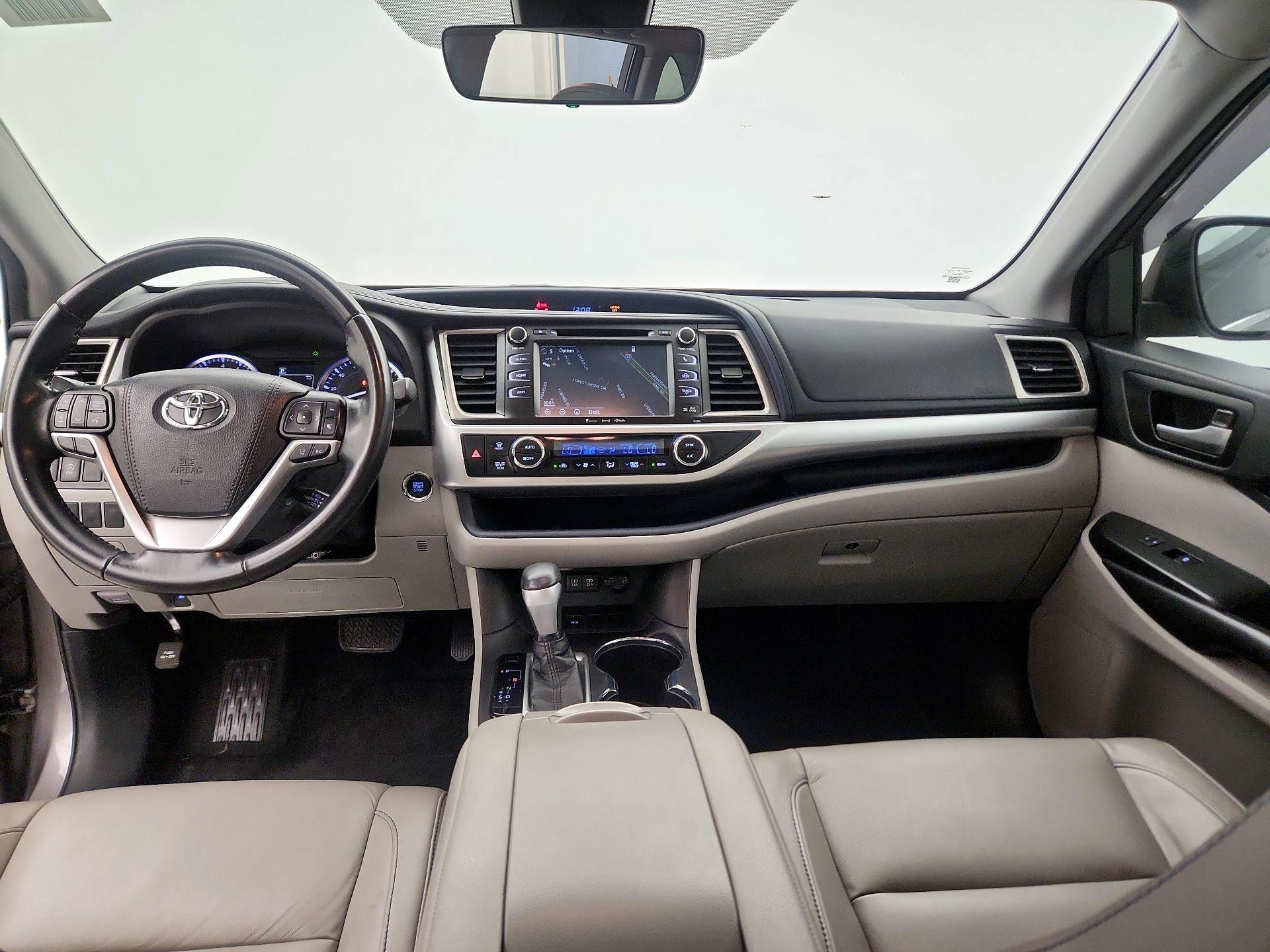 Thumbnail: 2018 Toyota Highlander - 9