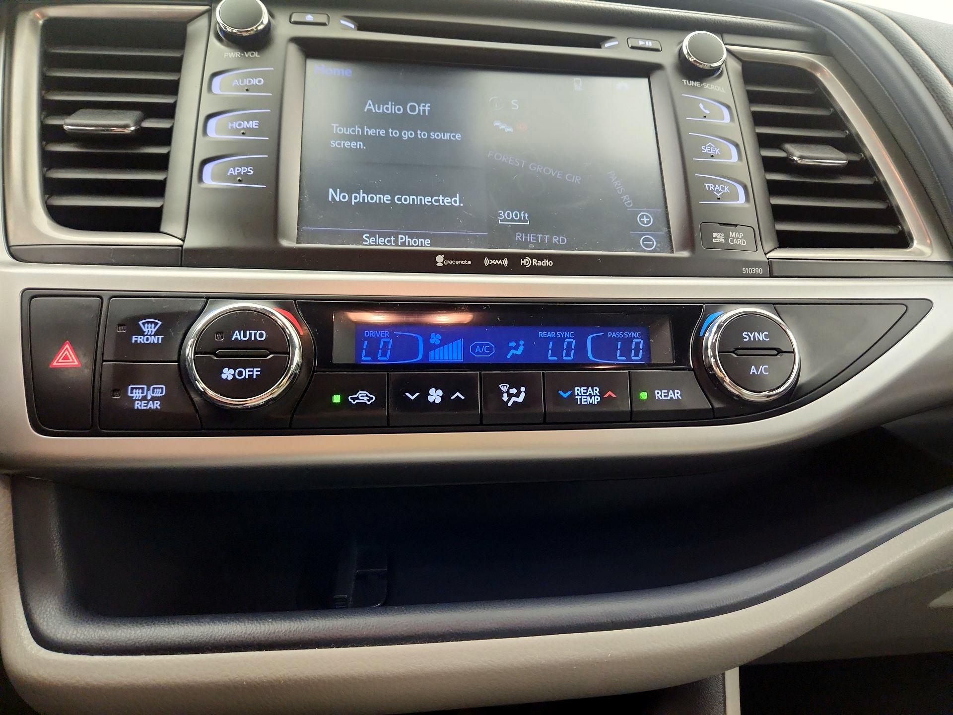 Thumbnail: 2018 Toyota Highlander - 17