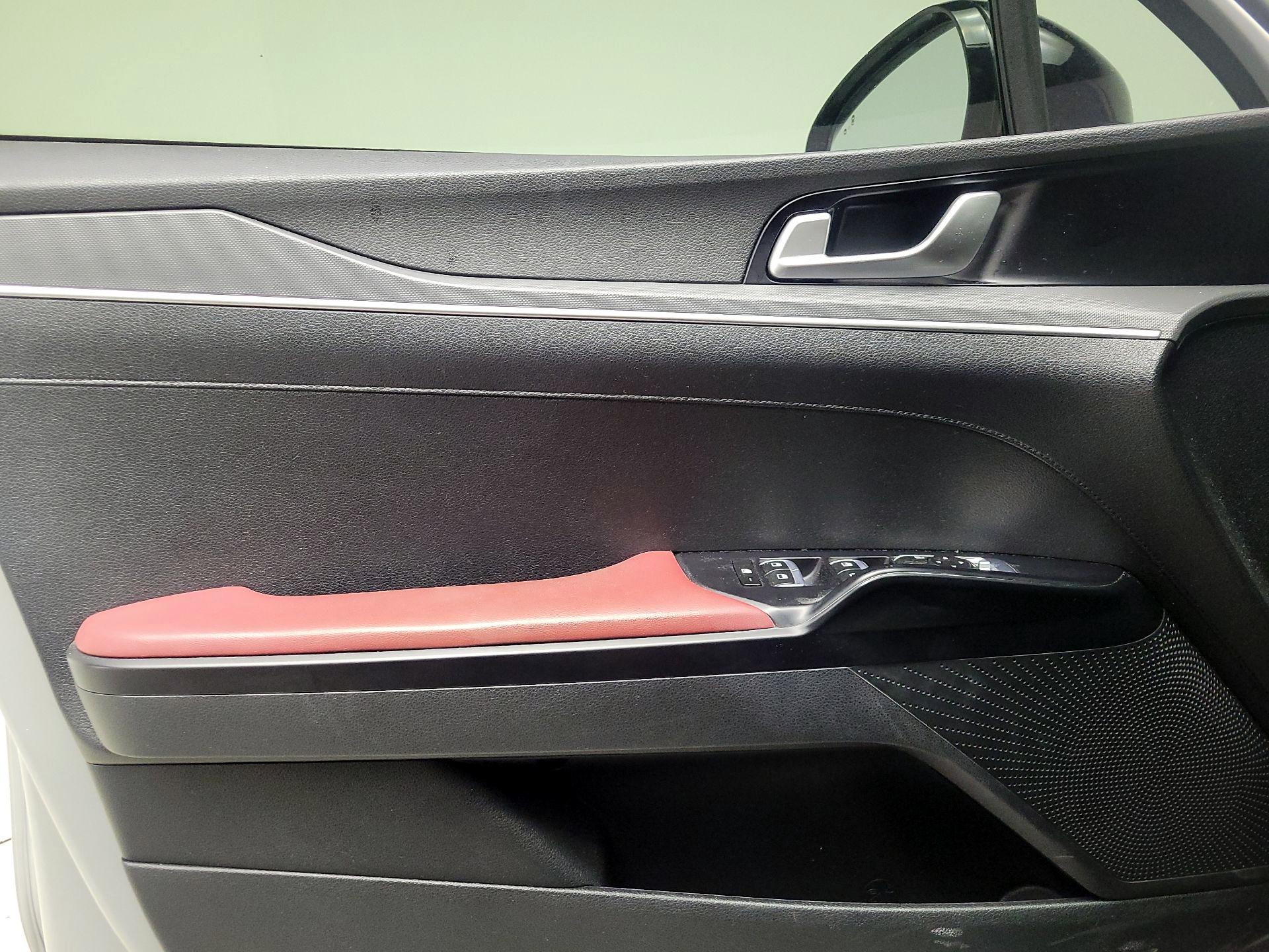 Thumbnail: 2022 Kia K5 - 12