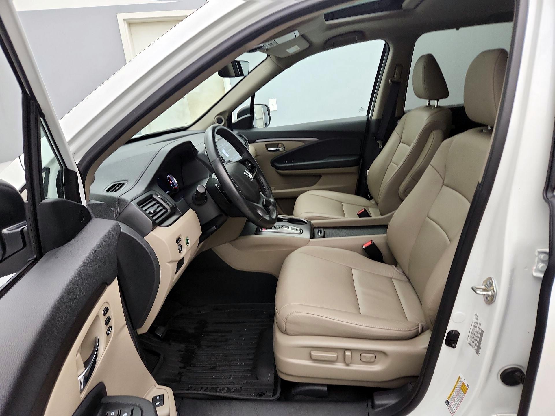 Thumbnail: 2021 Honda Pilot - 11