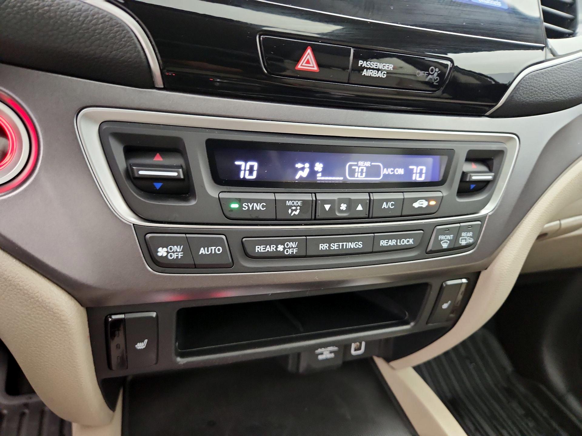 Thumbnail: 2021 Honda Pilot - 16