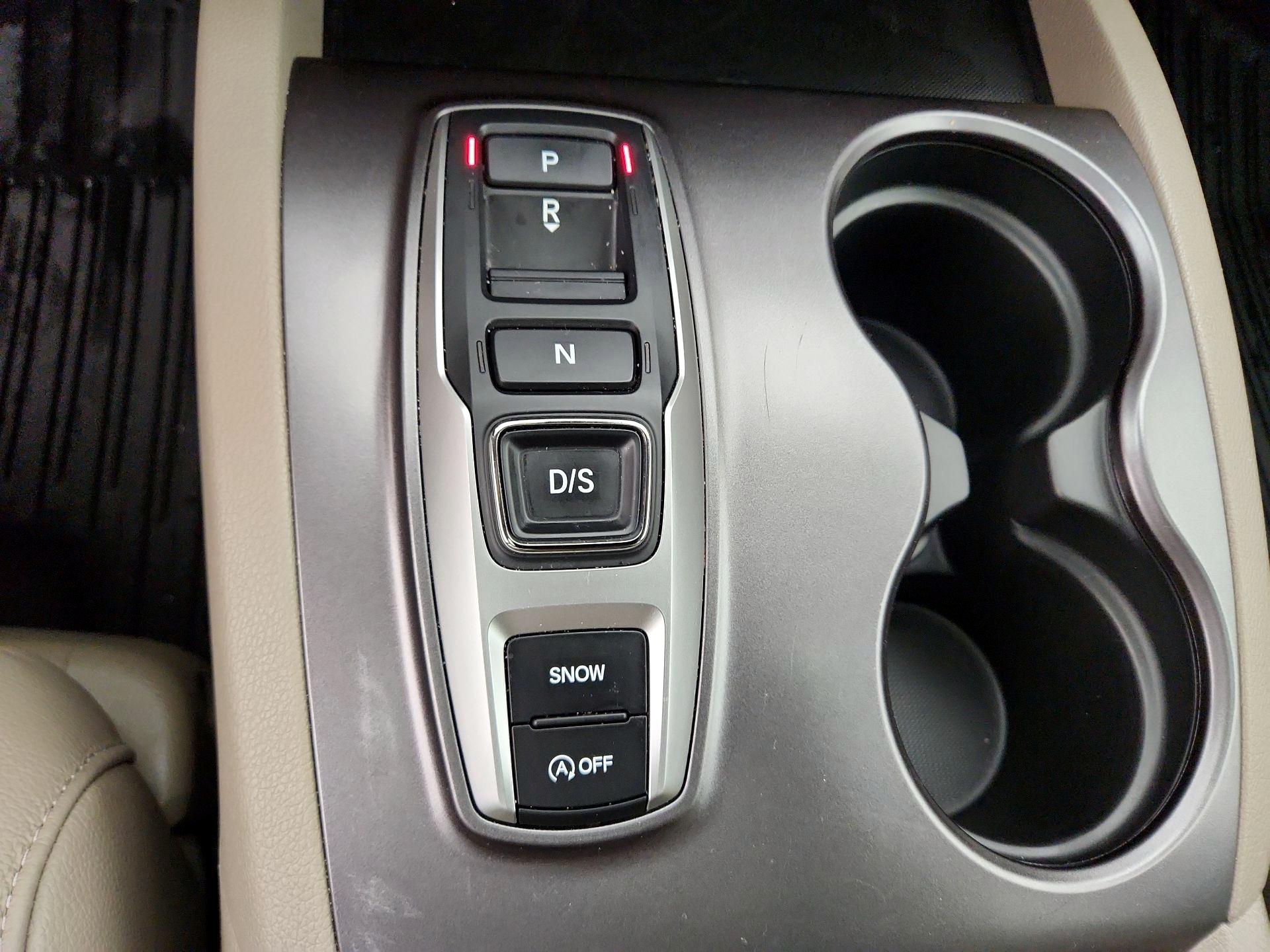 Thumbnail: 2021 Honda Pilot - 17
