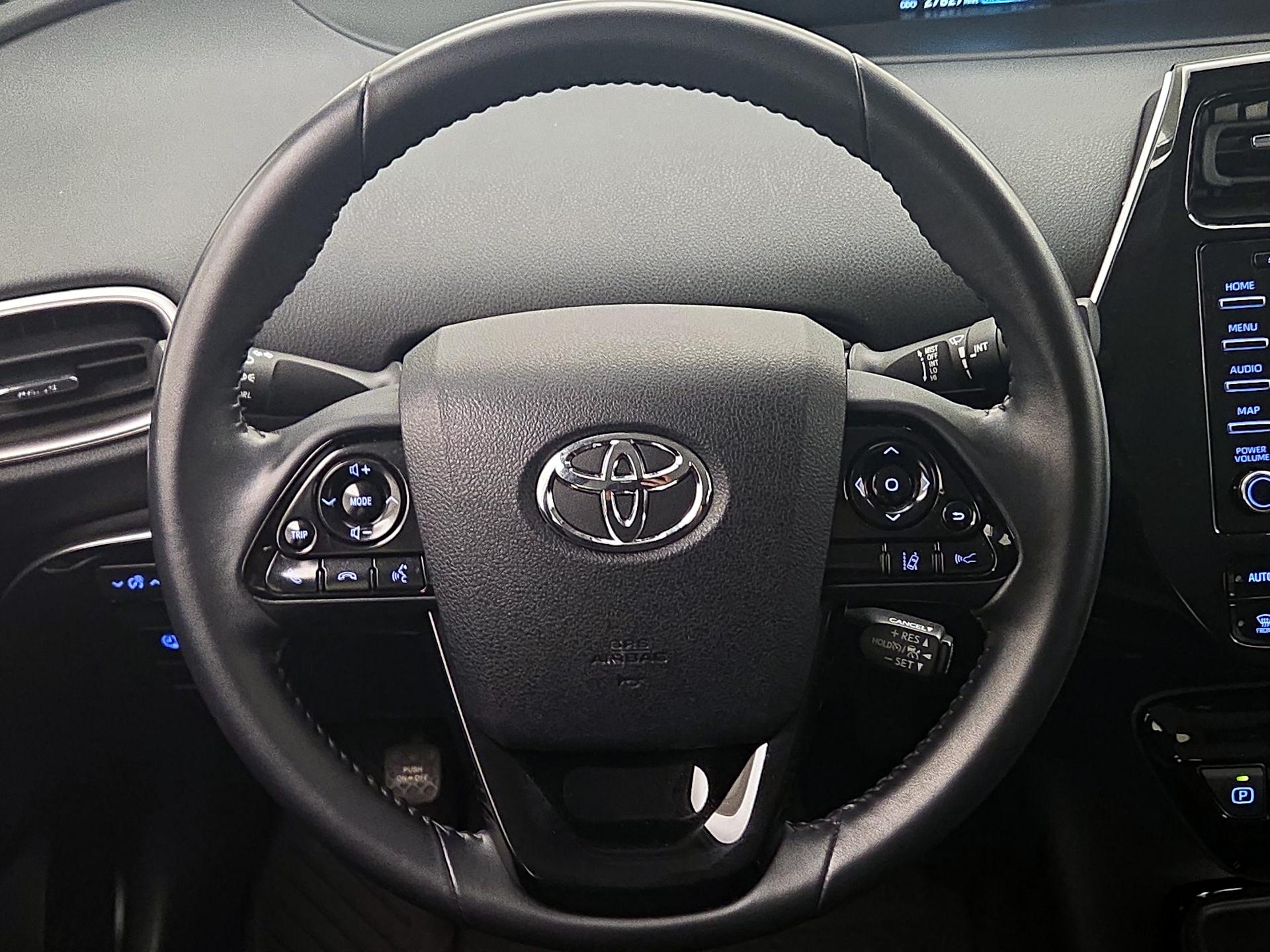 Thumbnail: 2022 Toyota Prius Prime - 10
