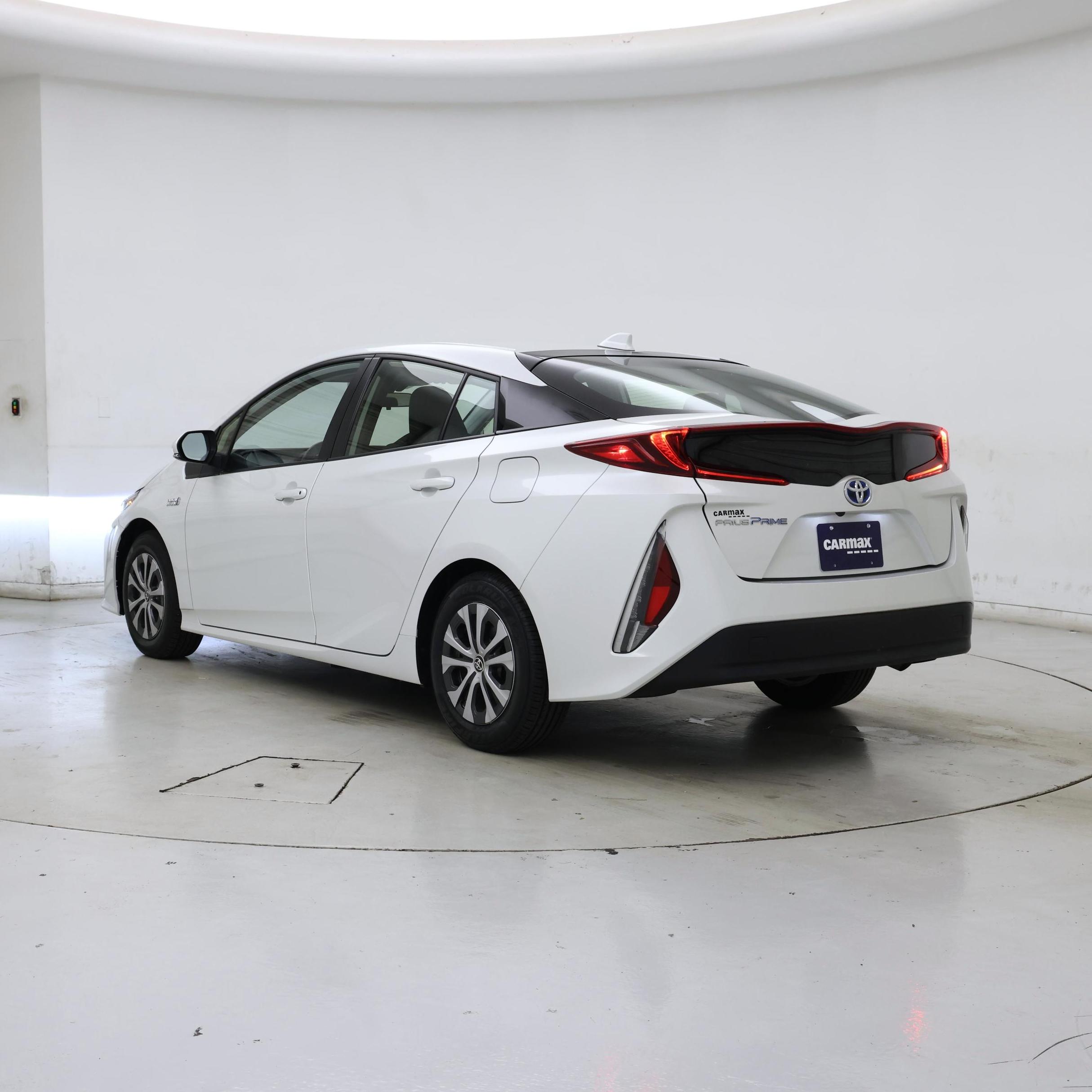 Thumbnail: 2022 Toyota Prius Prime - 2