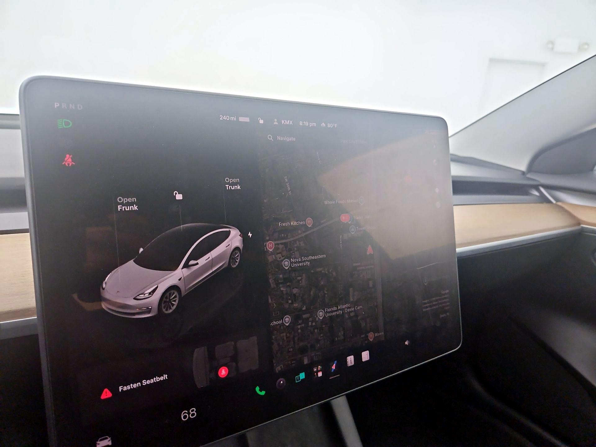 Thumbnail: 2023 Tesla Model 3 - 11