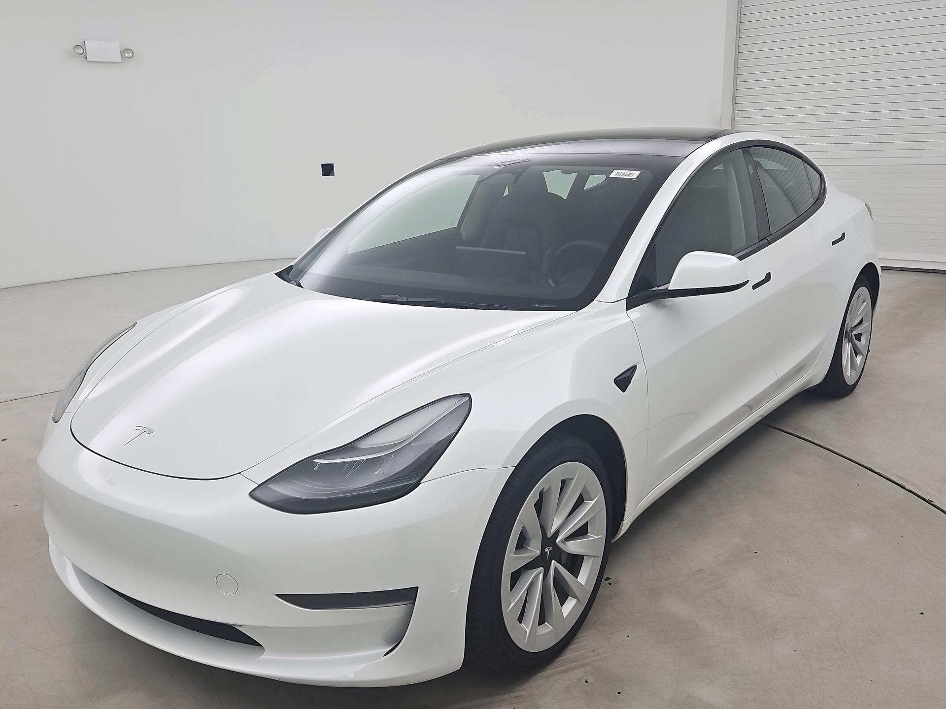 Thumbnail: 2023 Tesla Model 3 - 3