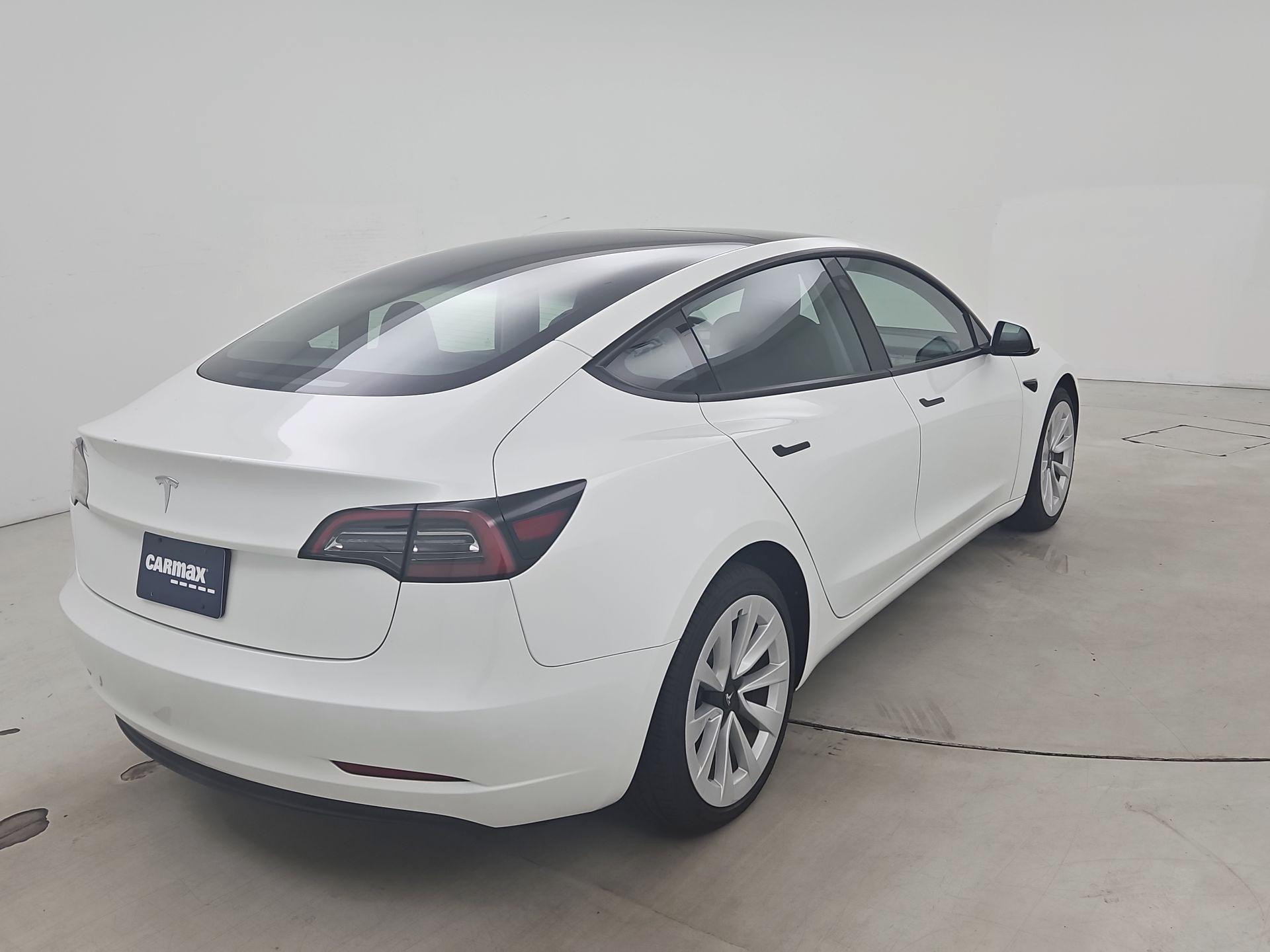 Thumbnail: 2023 Tesla Model 3 - 5
