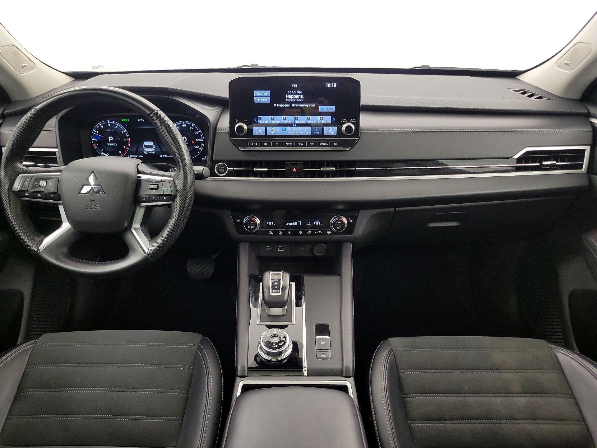 Thumbnail: 2024 Mitsubishi Outlander - 9