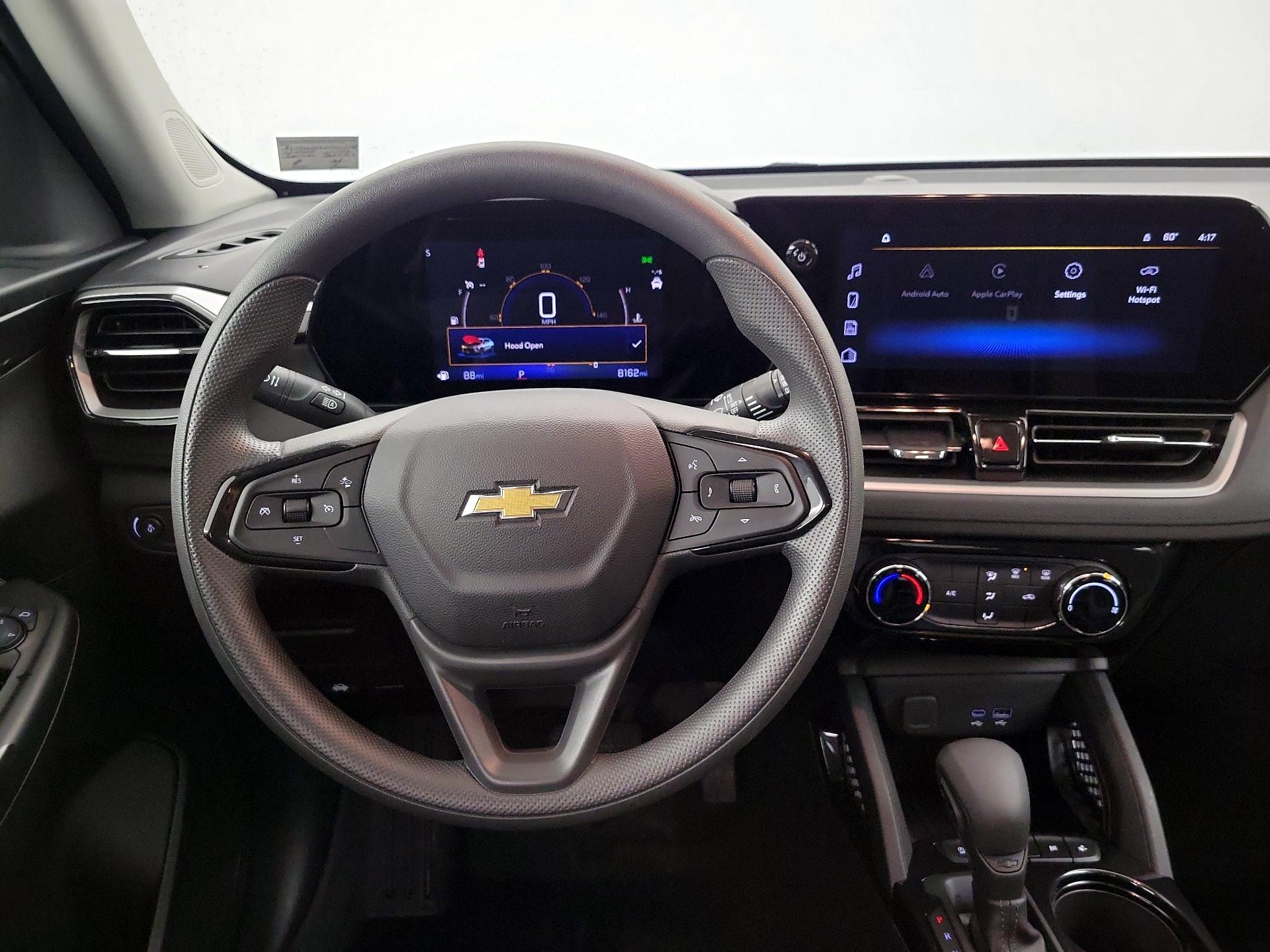 Thumbnail: 2026 Chevrolet TrailBlazer - 10