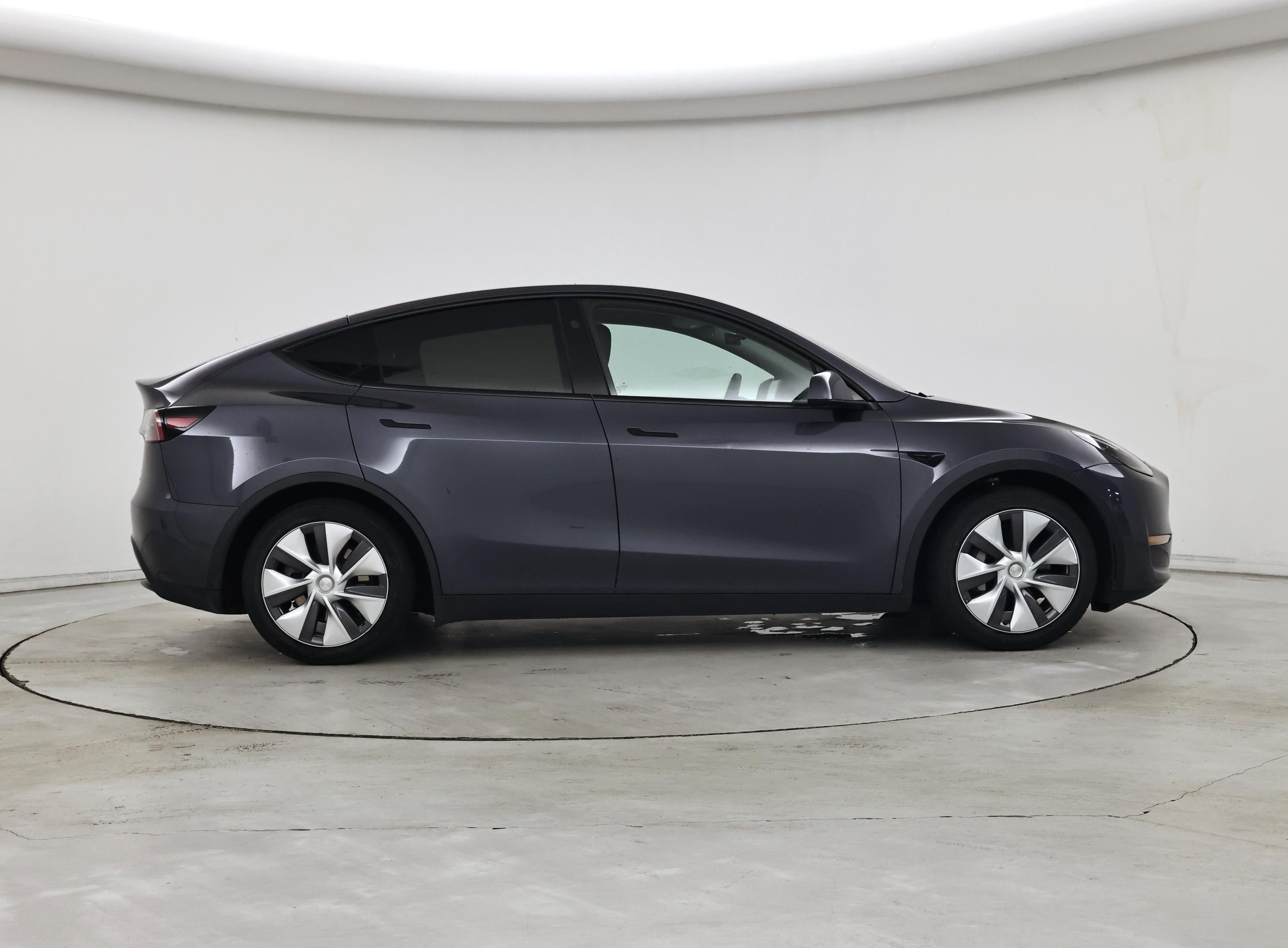 Thumbnail: 2023 Tesla Model Y - 7