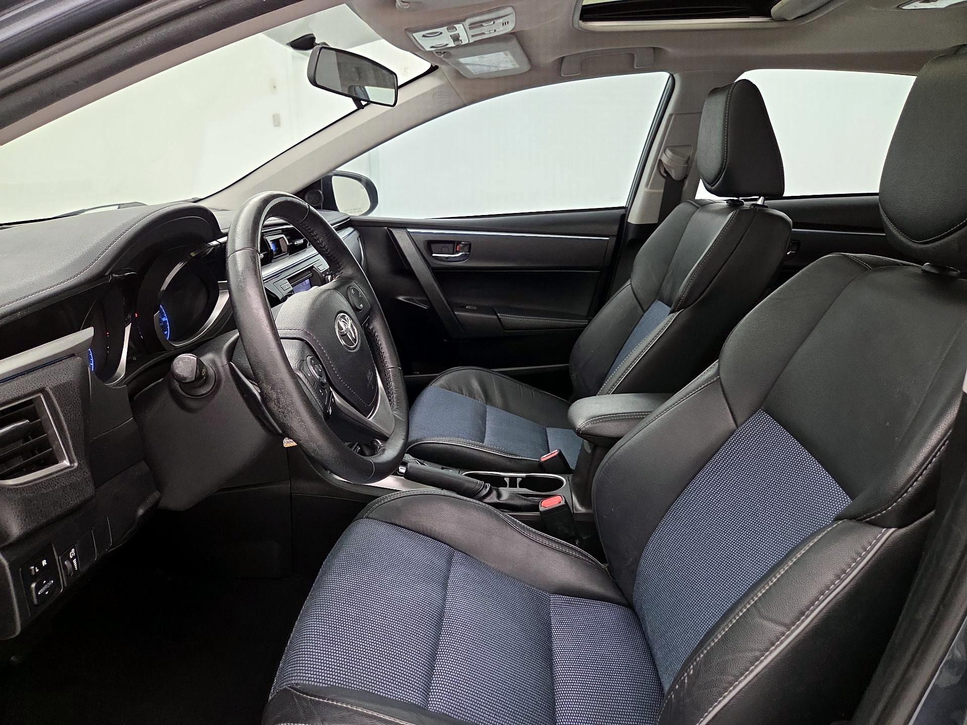 Thumbnail: 2015 Toyota Corolla - 11