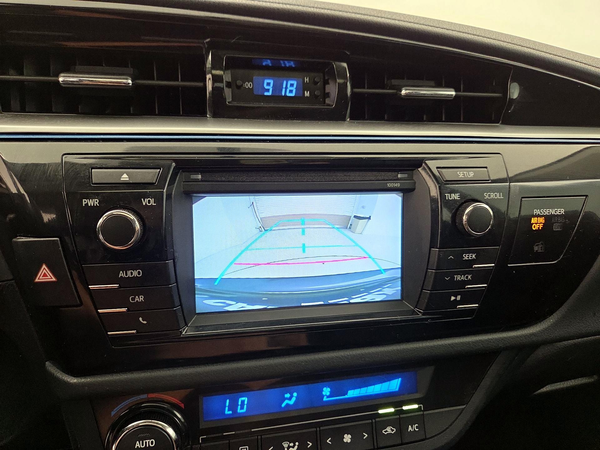 Thumbnail: 2015 Toyota Corolla - 14