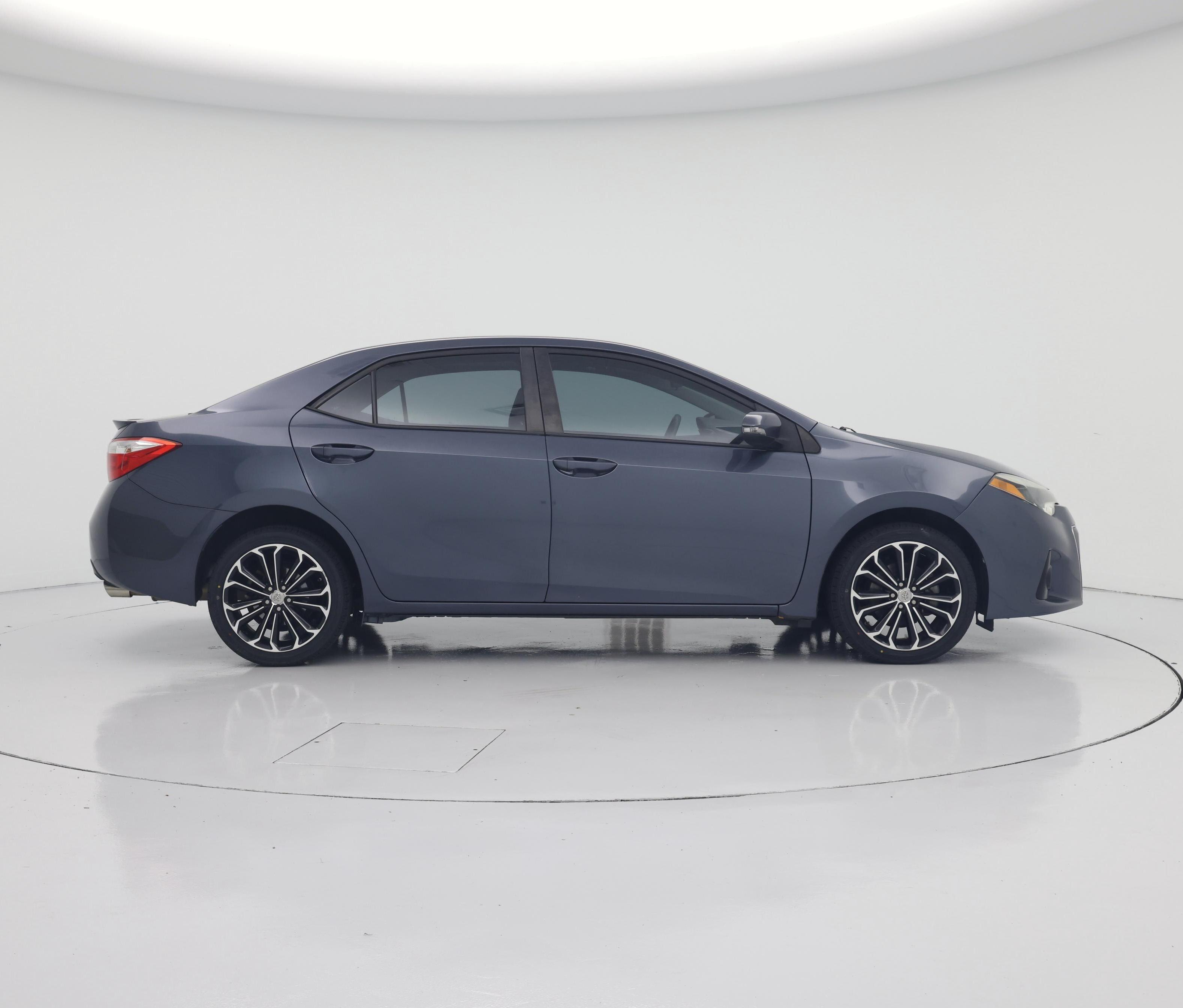 Thumbnail: 2015 Toyota Corolla - 7