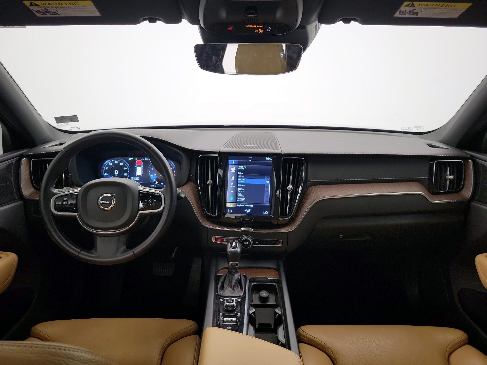 Thumbnail: 2020 Volvo XC60 - 9