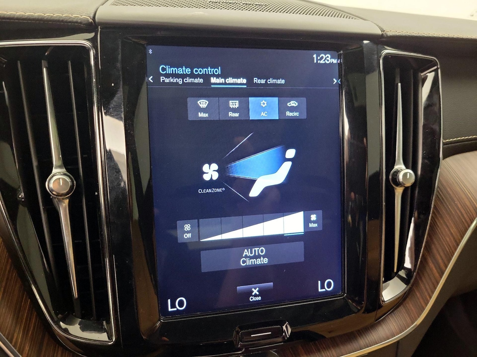 2020 Volvo XC60 Inscription - Photo 17