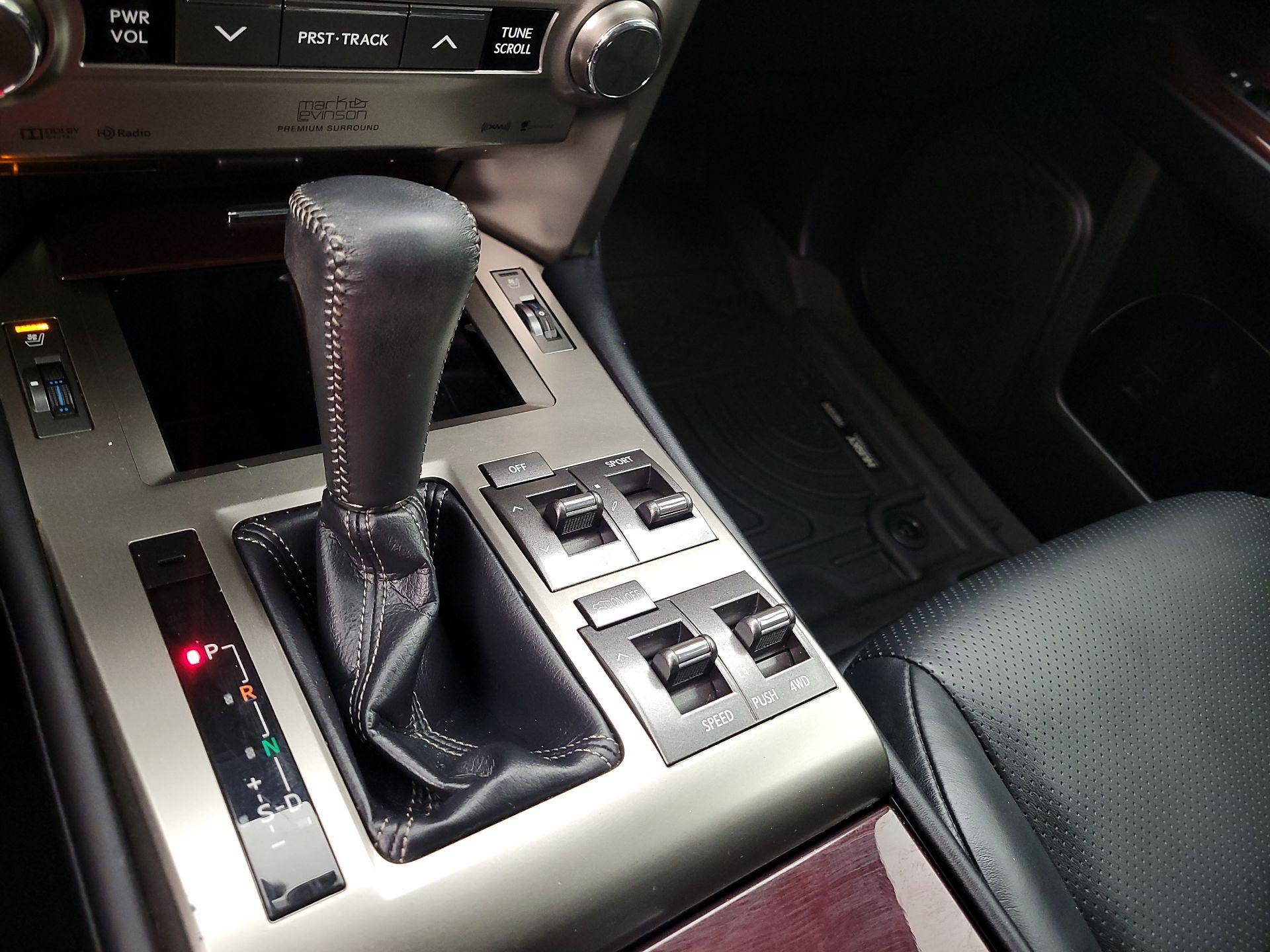 Thumbnail: 2019 Lexus GX - 18
