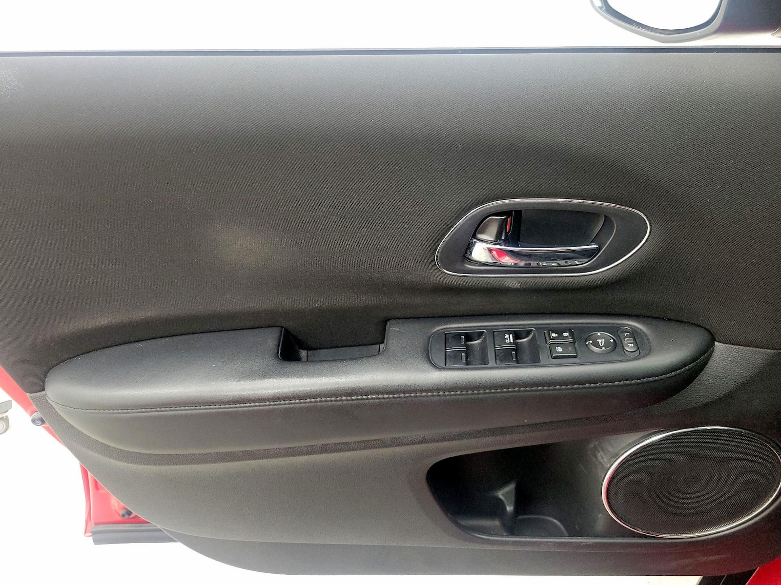 2017 Honda HR-V EX - Photo 13