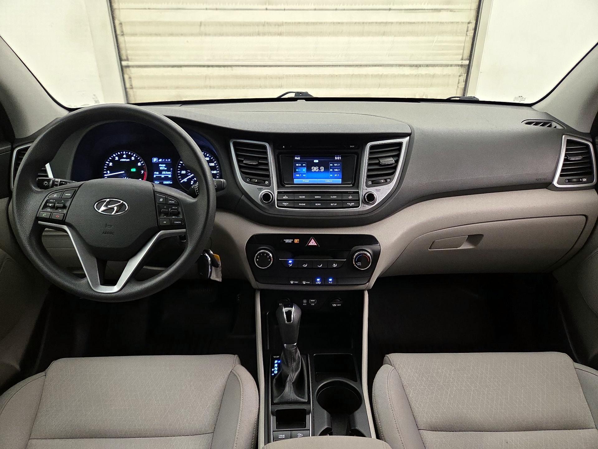 Thumbnail: 2017 Hyundai Tucson - 9