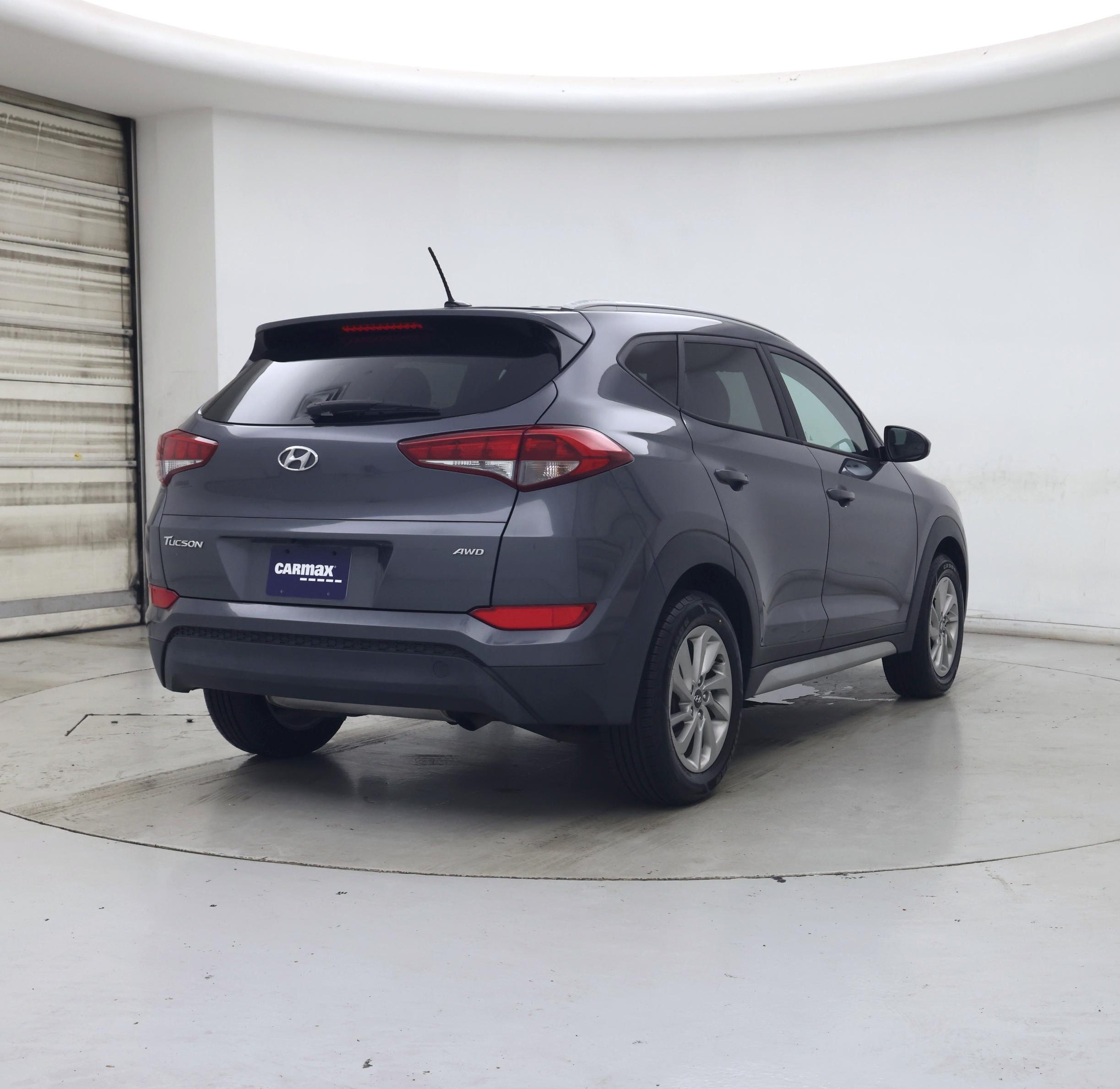 Thumbnail: 2017 Hyundai Tucson - 8