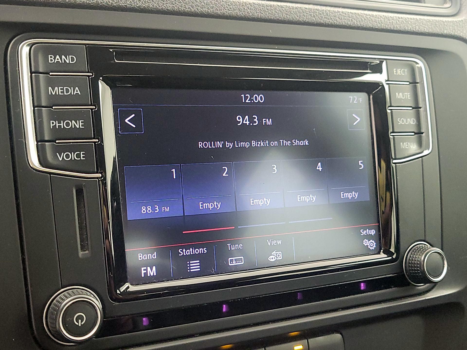 Thumbnail: 2016 Volkswagen Jetta - 15