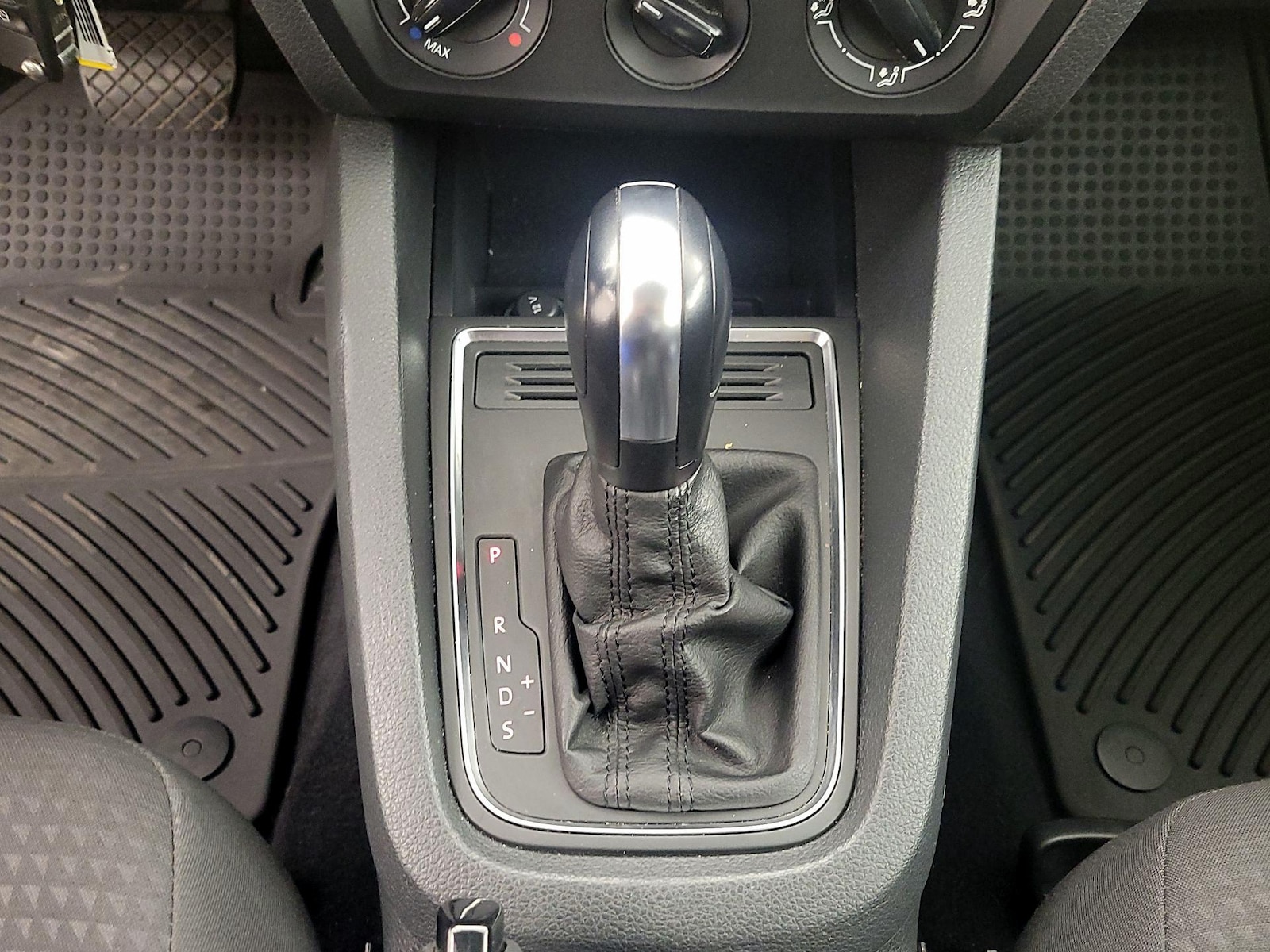2016 Volkswagen Jetta S - Photo 18