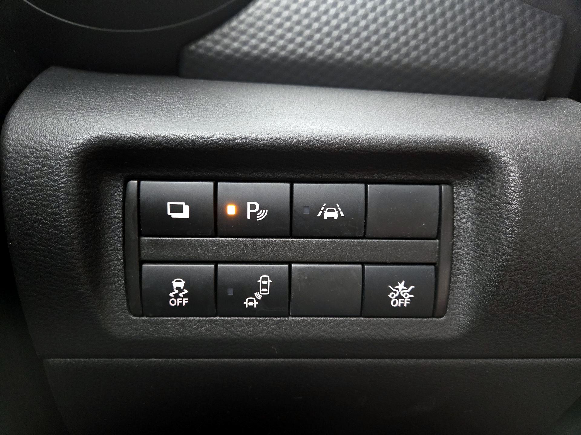 Thumbnail: 2021 Nissan Kicks - 13