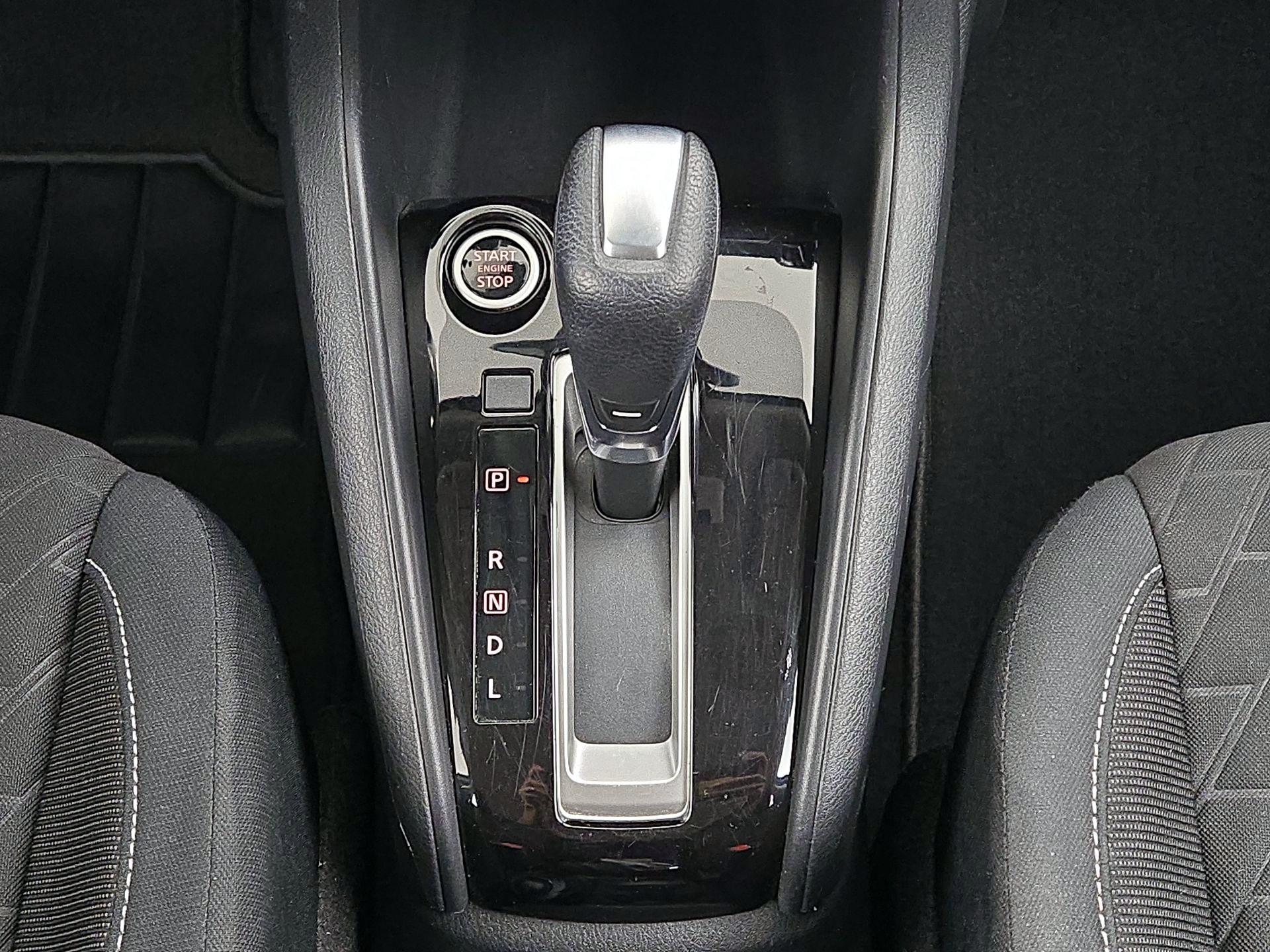 Thumbnail: 2021 Nissan Kicks - 17