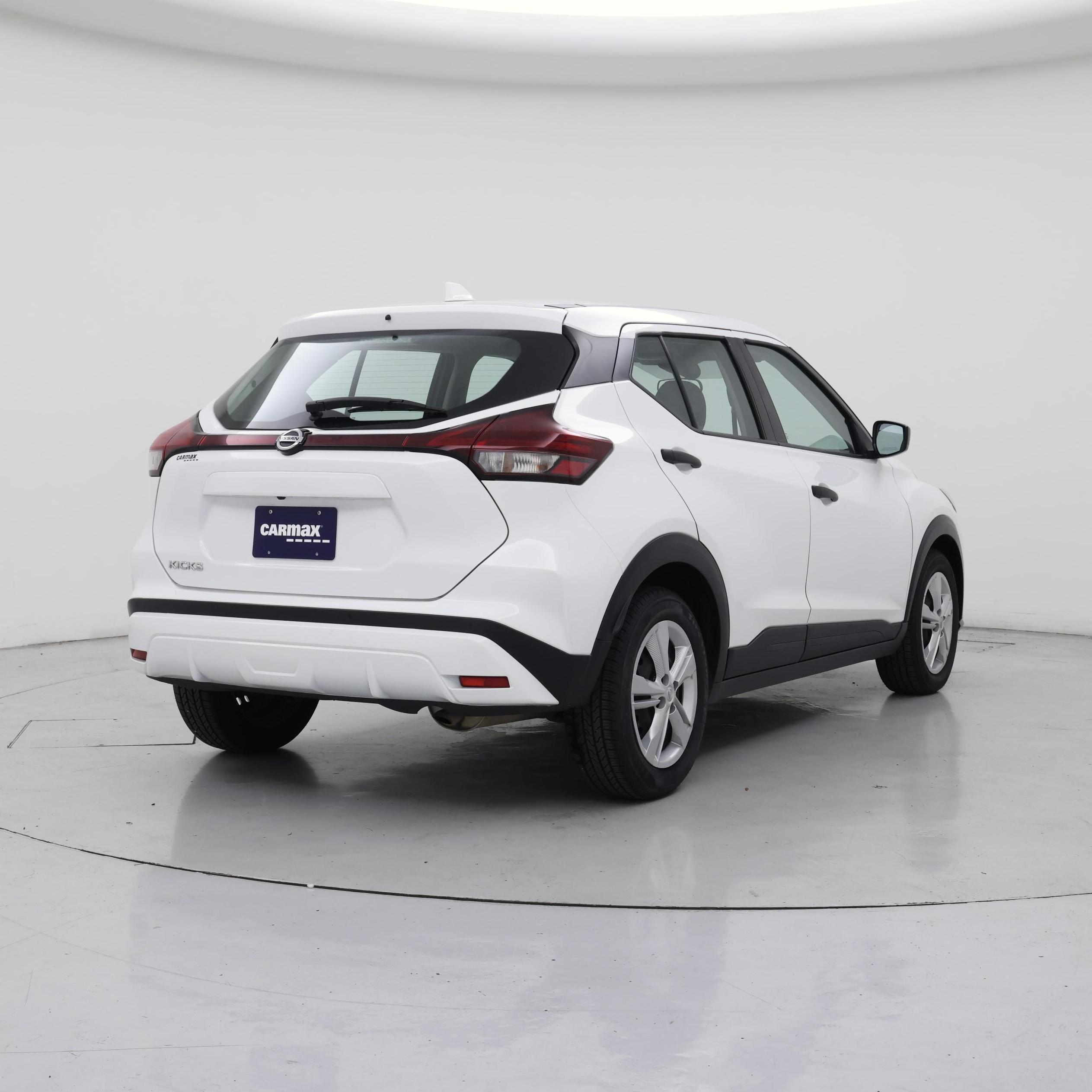 Thumbnail: 2021 Nissan Kicks - 8
