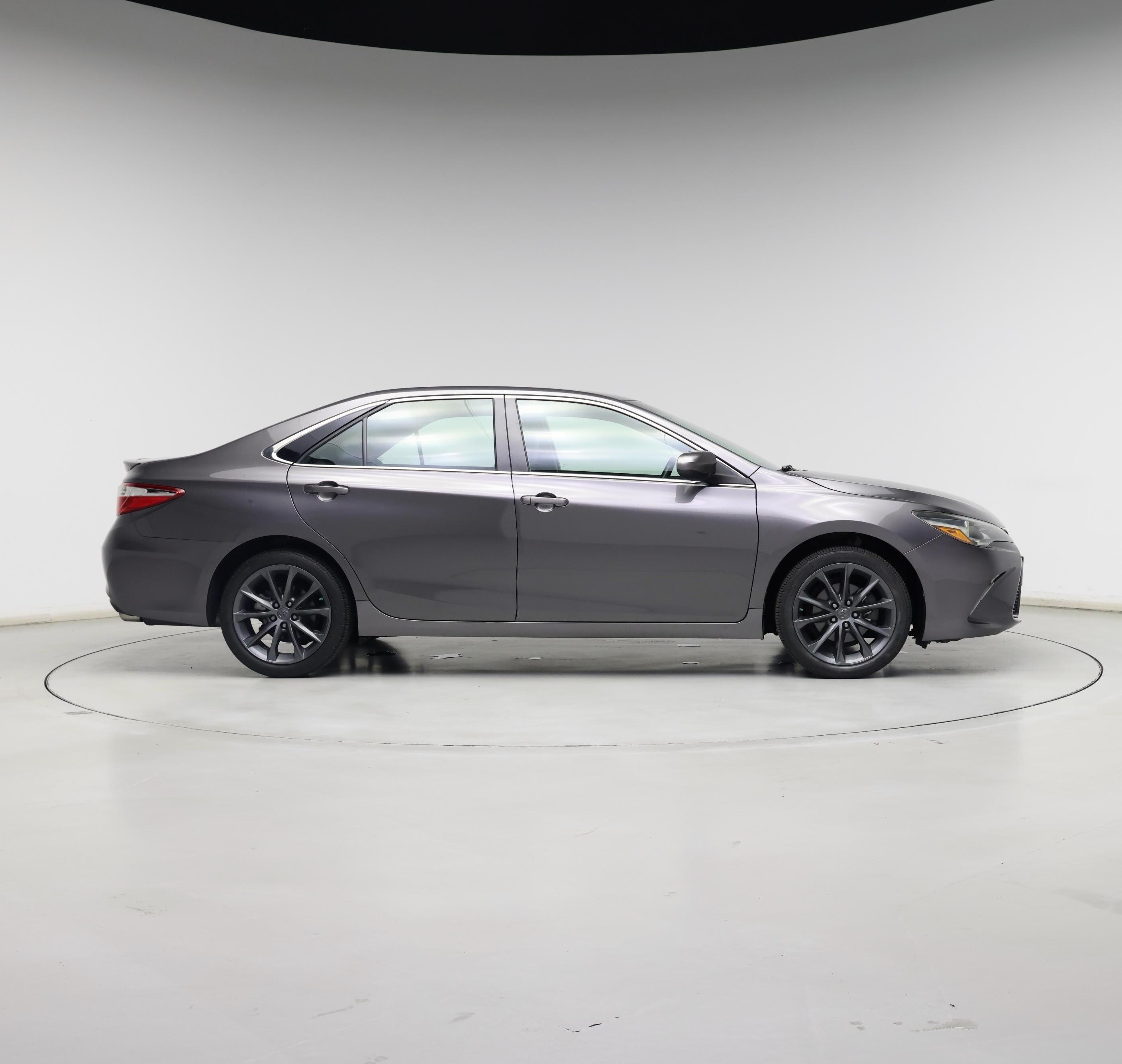 Thumbnail: 2015 Toyota Camry - 7